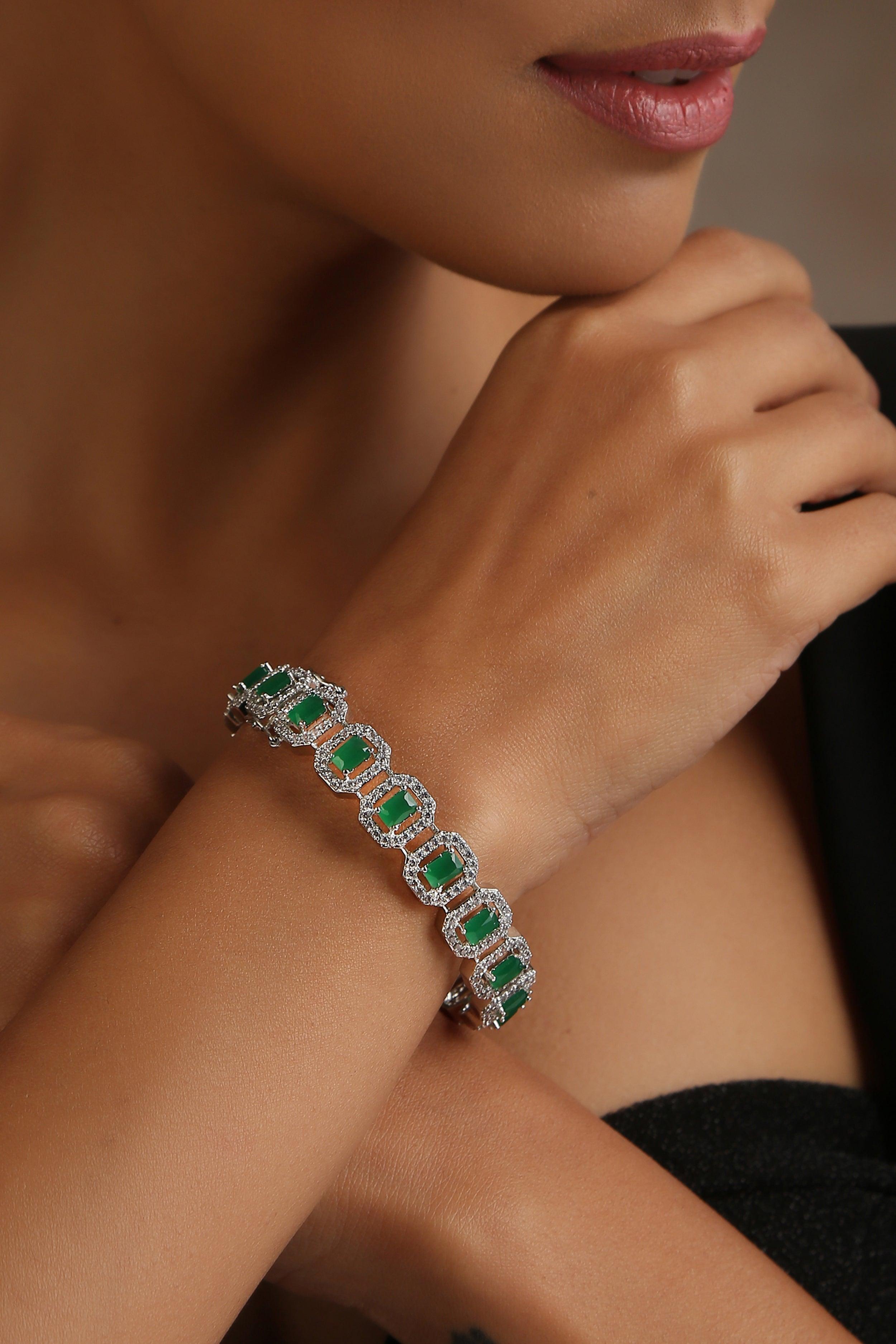 Emerald Sparkle Zirconia Kada - Dyulokha
