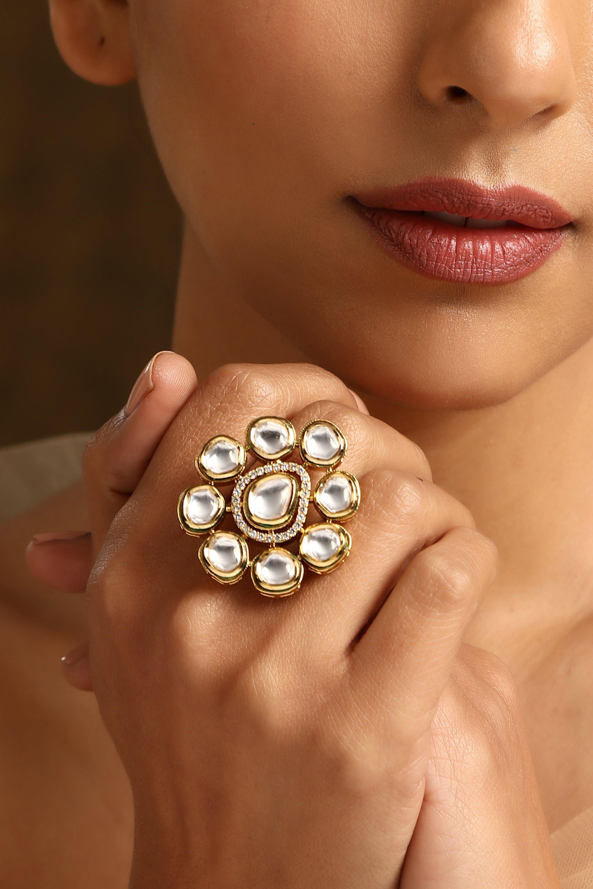 Golden Aura Kundan Ring - Dyulokha