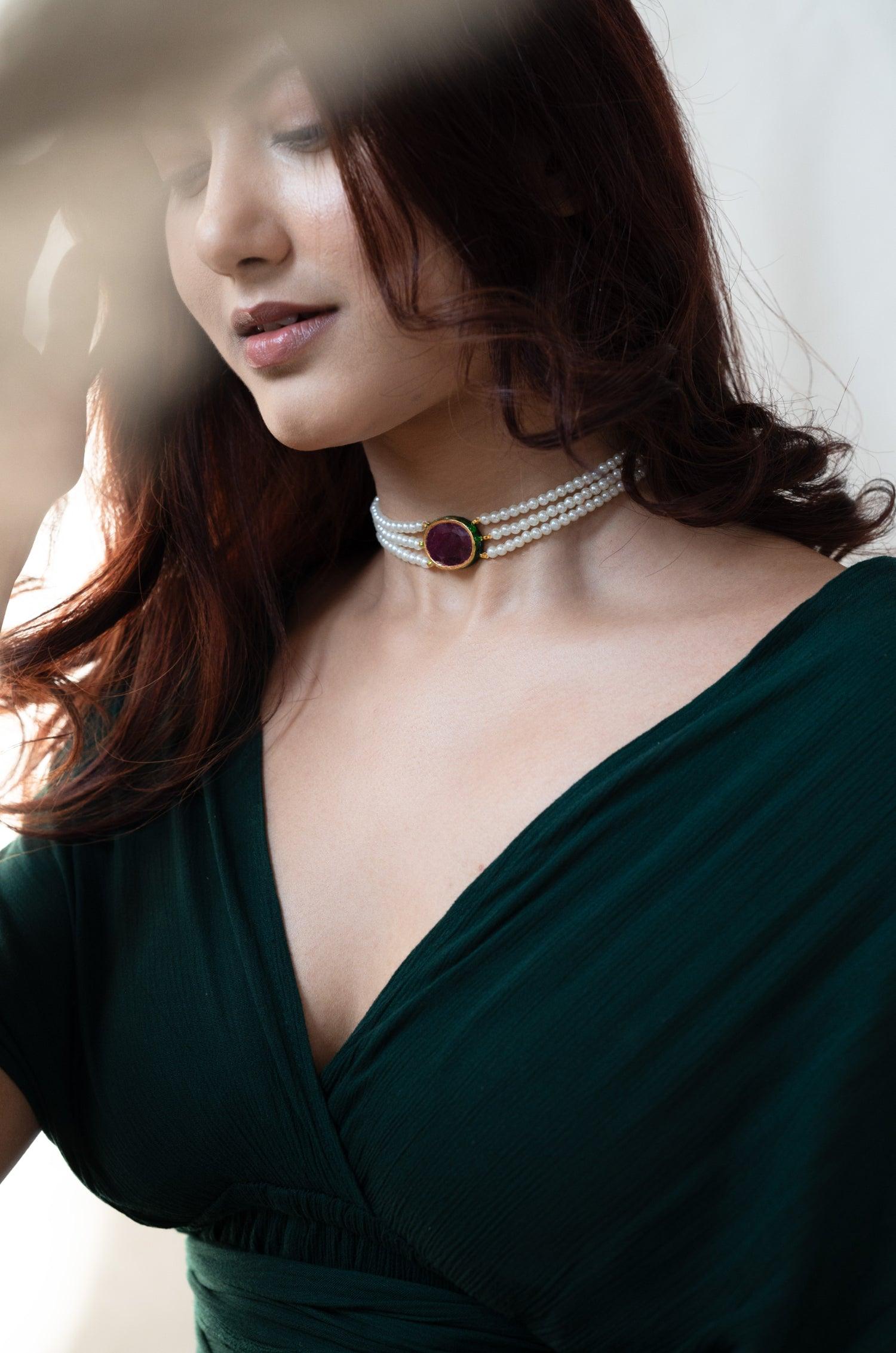 Scarlet Pearl Necklace - Dyulokha