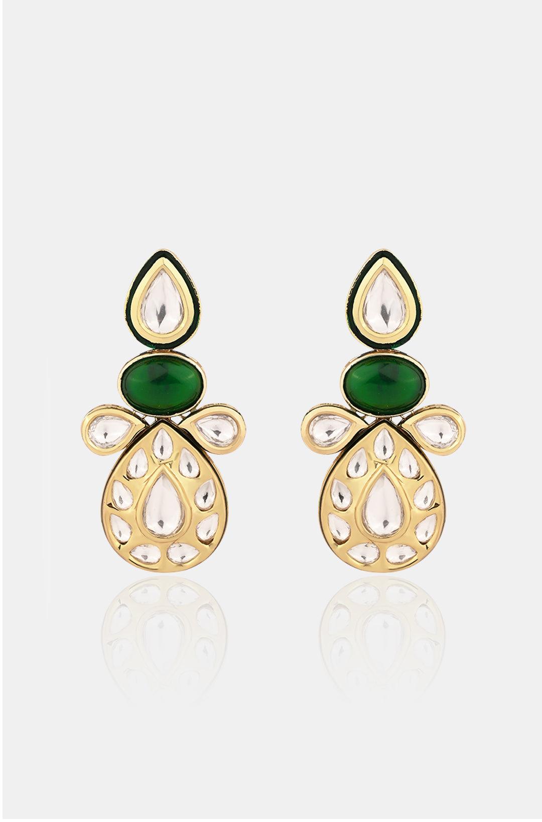Emerald Elegance Kundan Set - Dyulokha