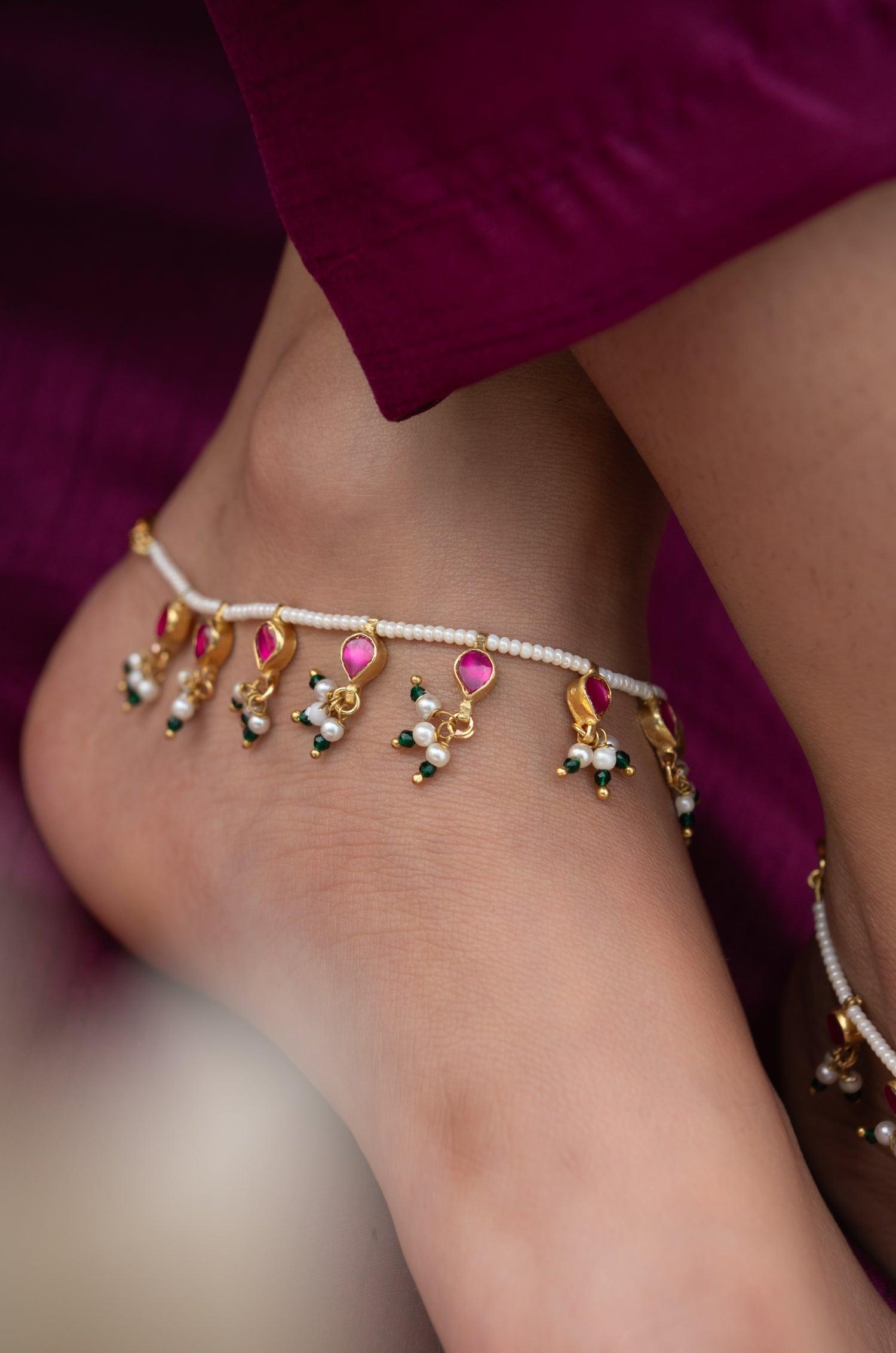 Kundan Splendor Anklets - Dyulokha