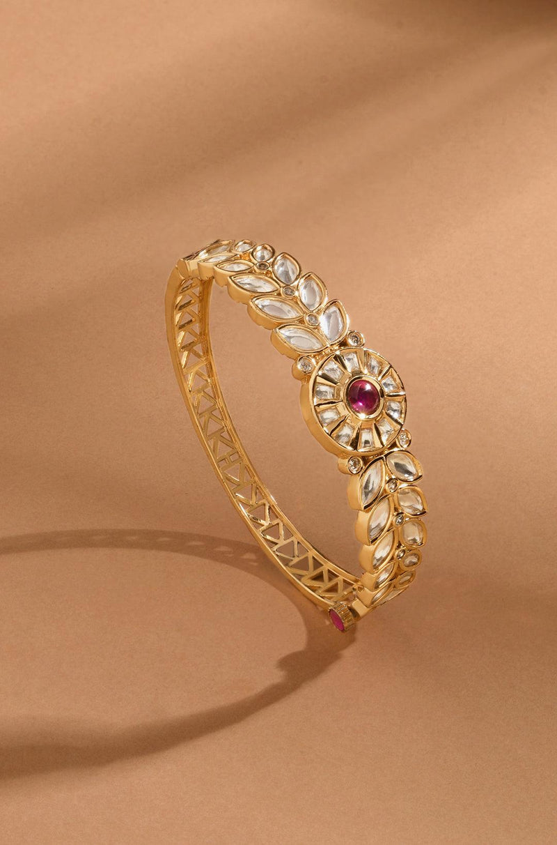 Dramatic Kundan Bracelet - Dyulokha