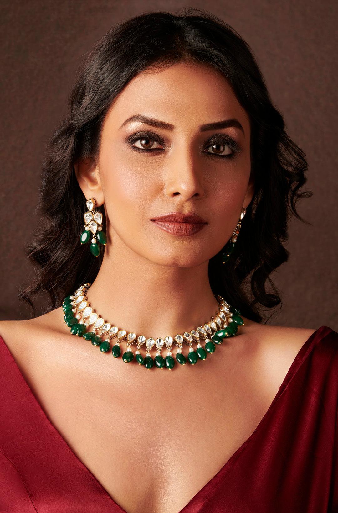 Emerald Polki Elegant Necklace Set - Dyulokha