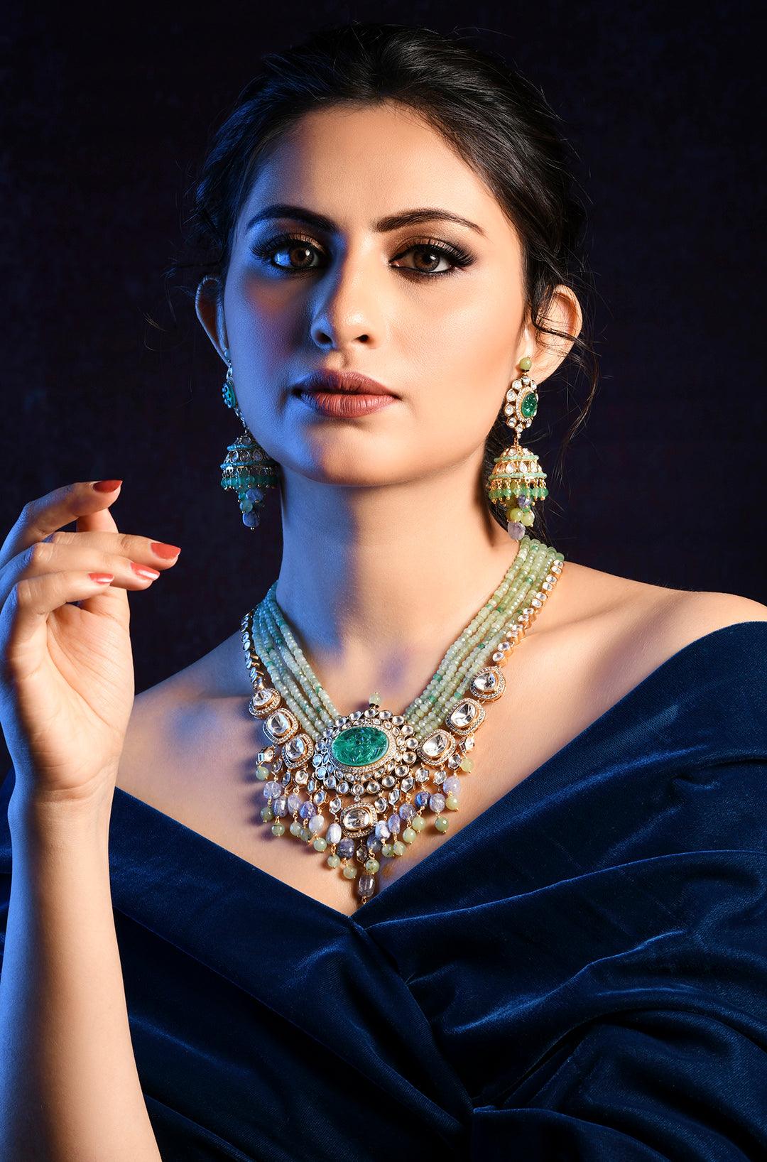 Lustrous Layers Emerald Ranihaar - Dyulokha