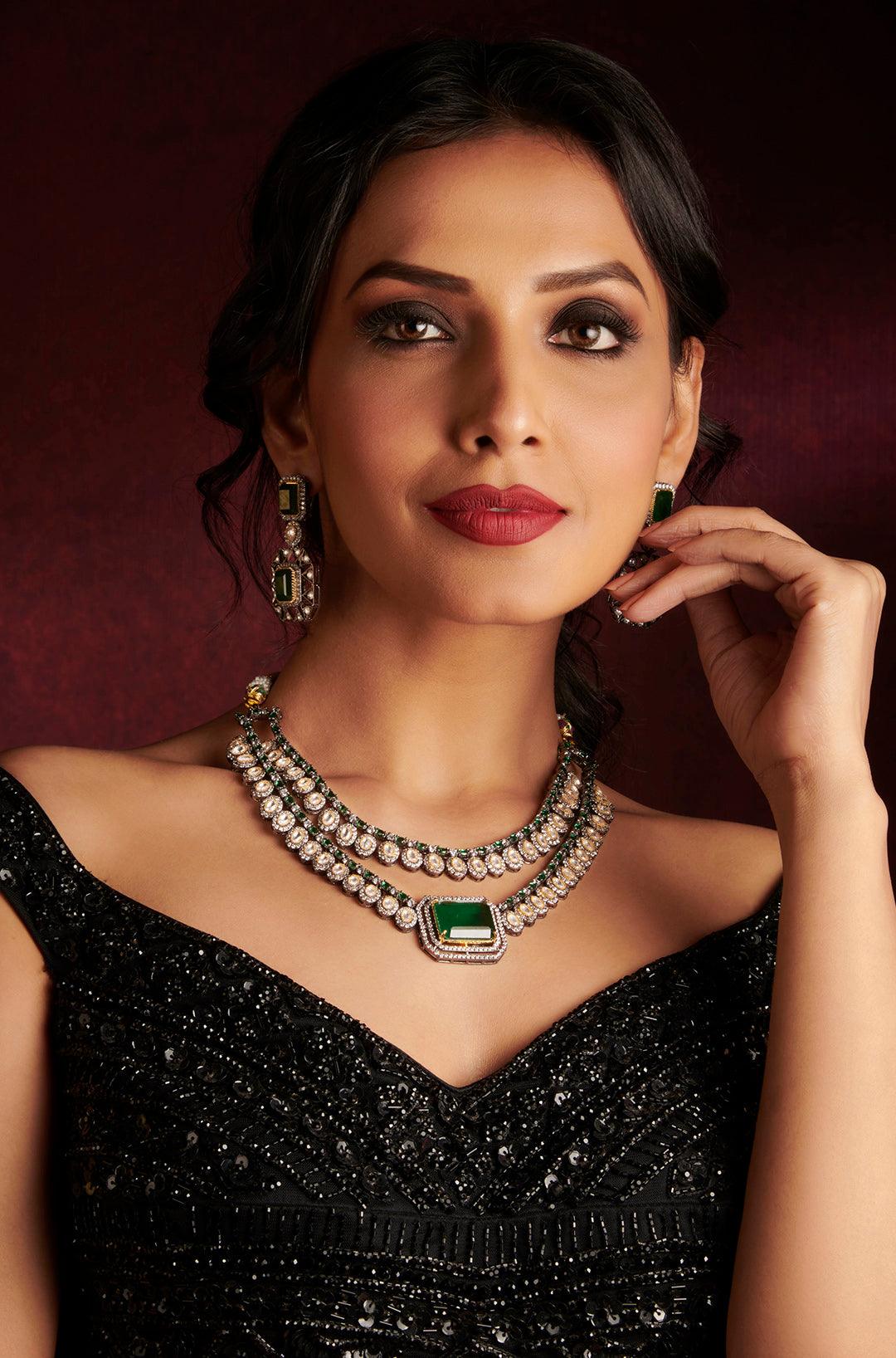 Emerald Majesty Victorian Polki Set - Dyulokha