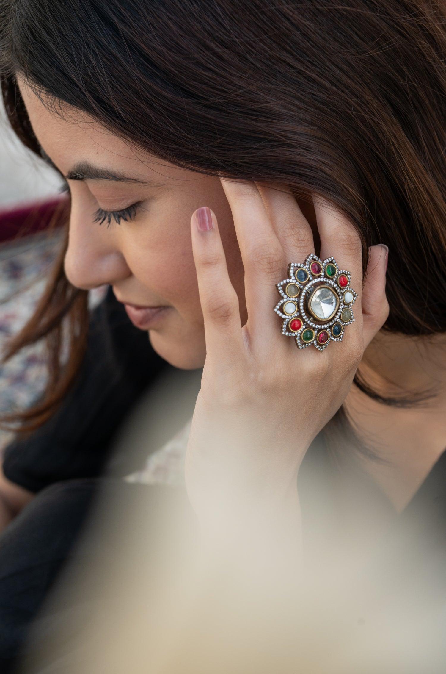 Navratan Splendor Ring - Dyulokha