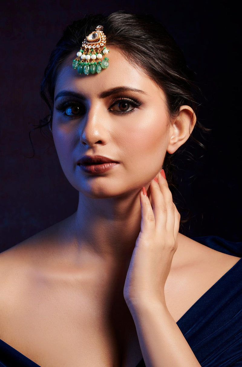 Emerald Glow Maangtikka - Dyulokha