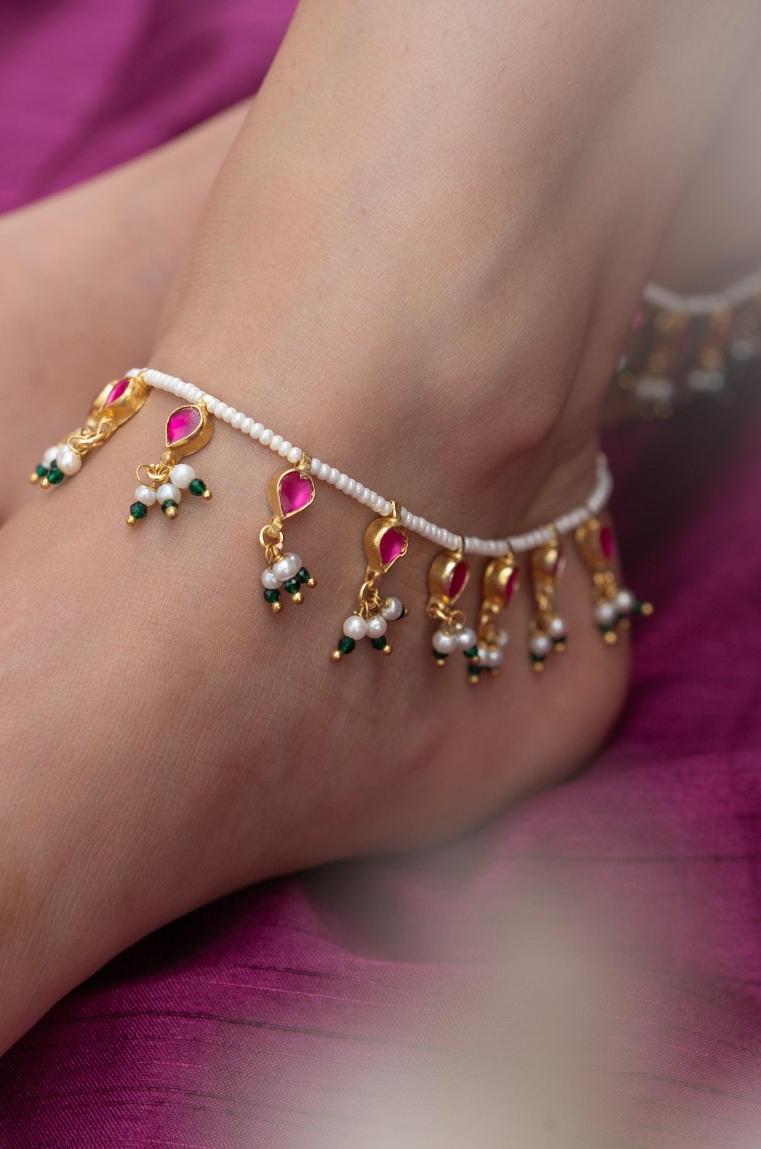 Kundan Splendor Anklets - Dyulokha
