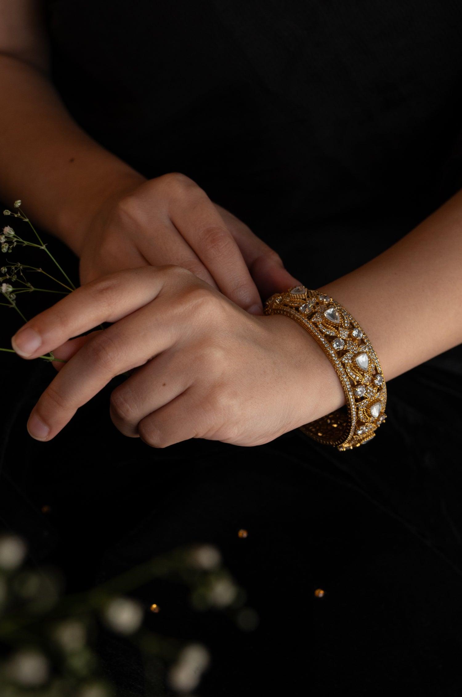 Polki Splendor Bangle - Dyulokha