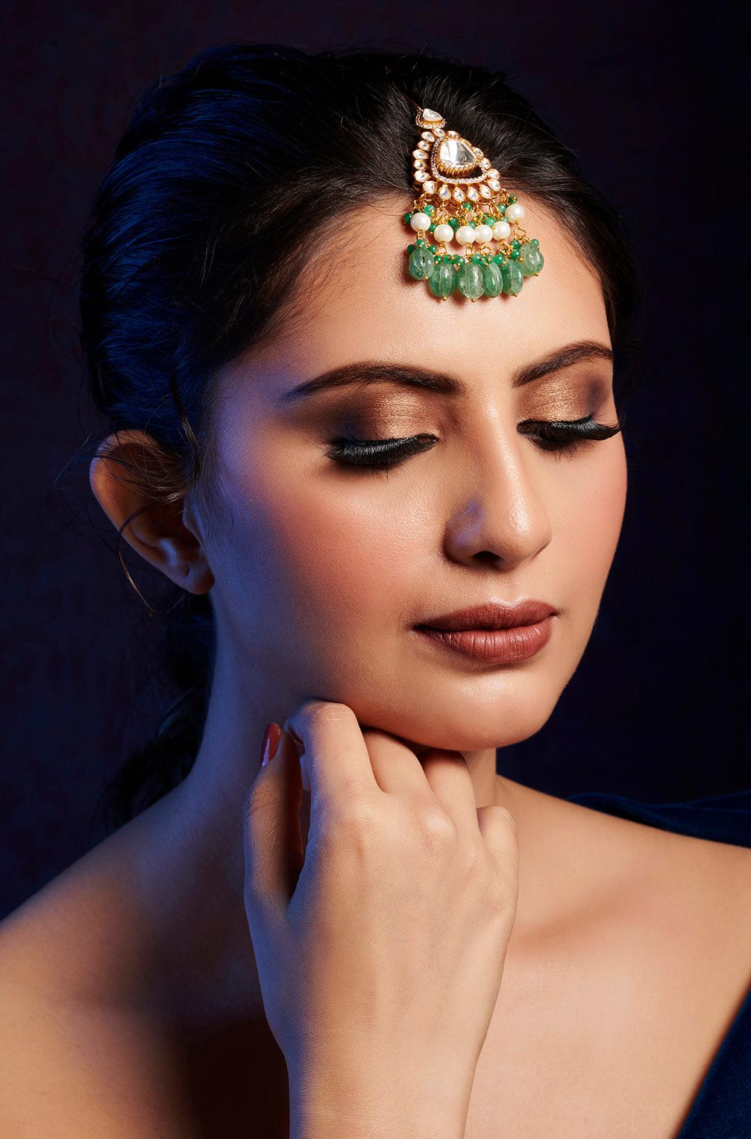 Emerald Glow Maangtikka - Dyulokha