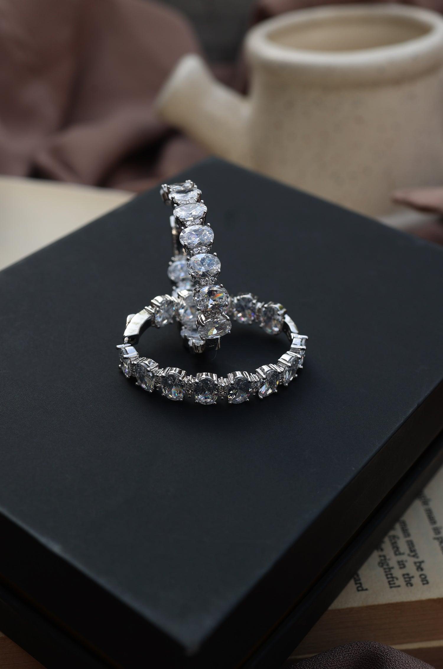 Victorian Charm Hoops - Dyulokha