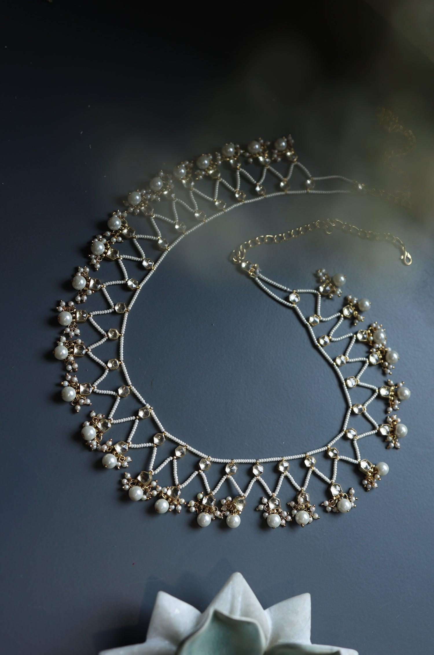 Kundan Pearl Kamarbandh - Dyulokha