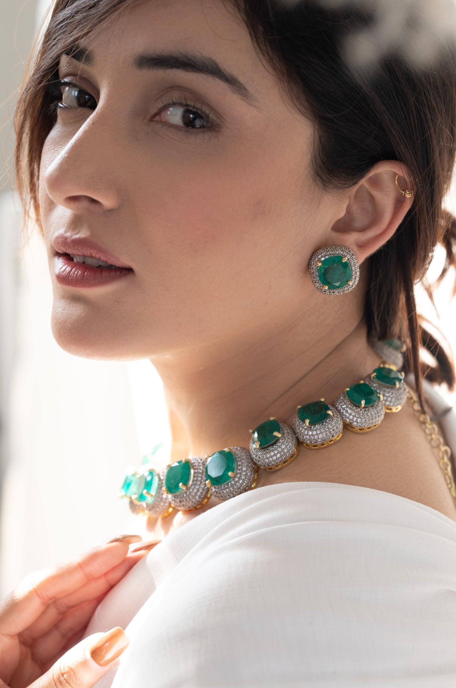 Emerald Enchantment Necklace Set - Dyulokha