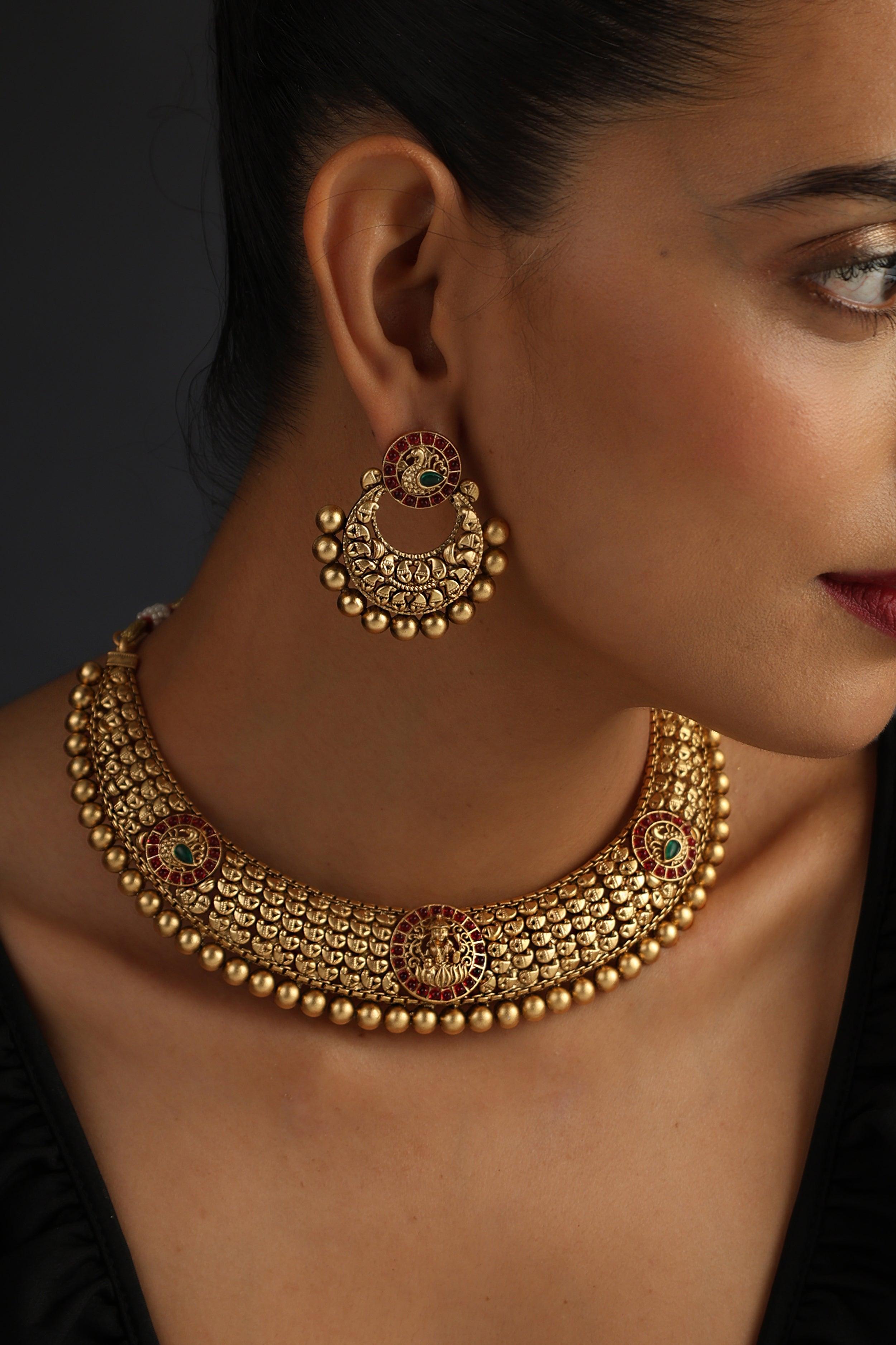 Scarlet Splendor Temple Choker Set - Dyulokha