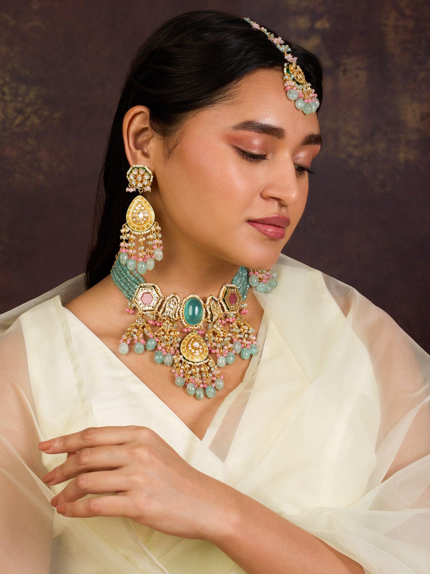 Choker set with tikka discount