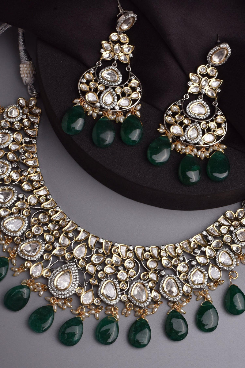 Emerald Glitter Polki Necklace Set - Dyulokha