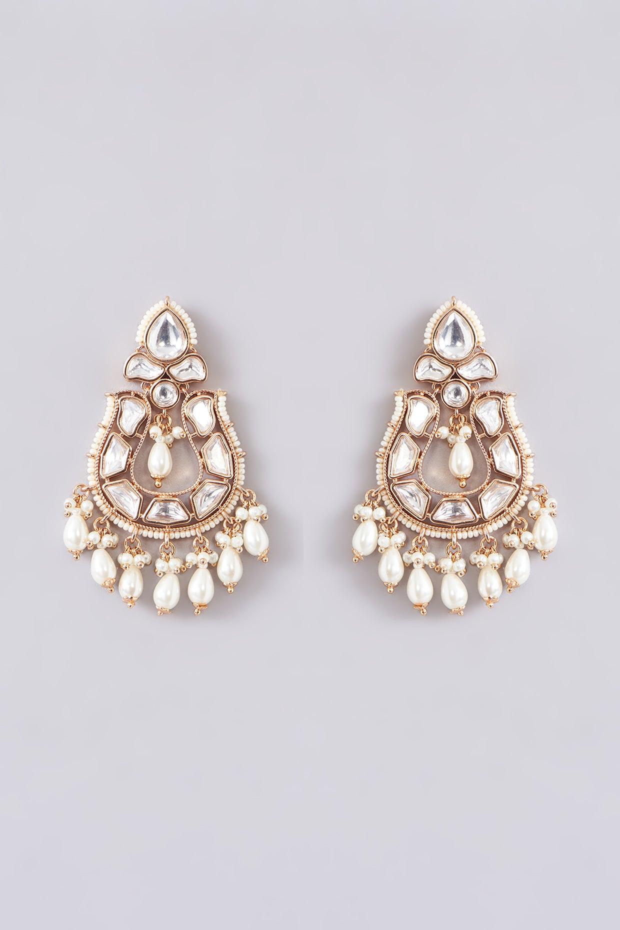 Kundan Pearl Danglers - Dyulokha