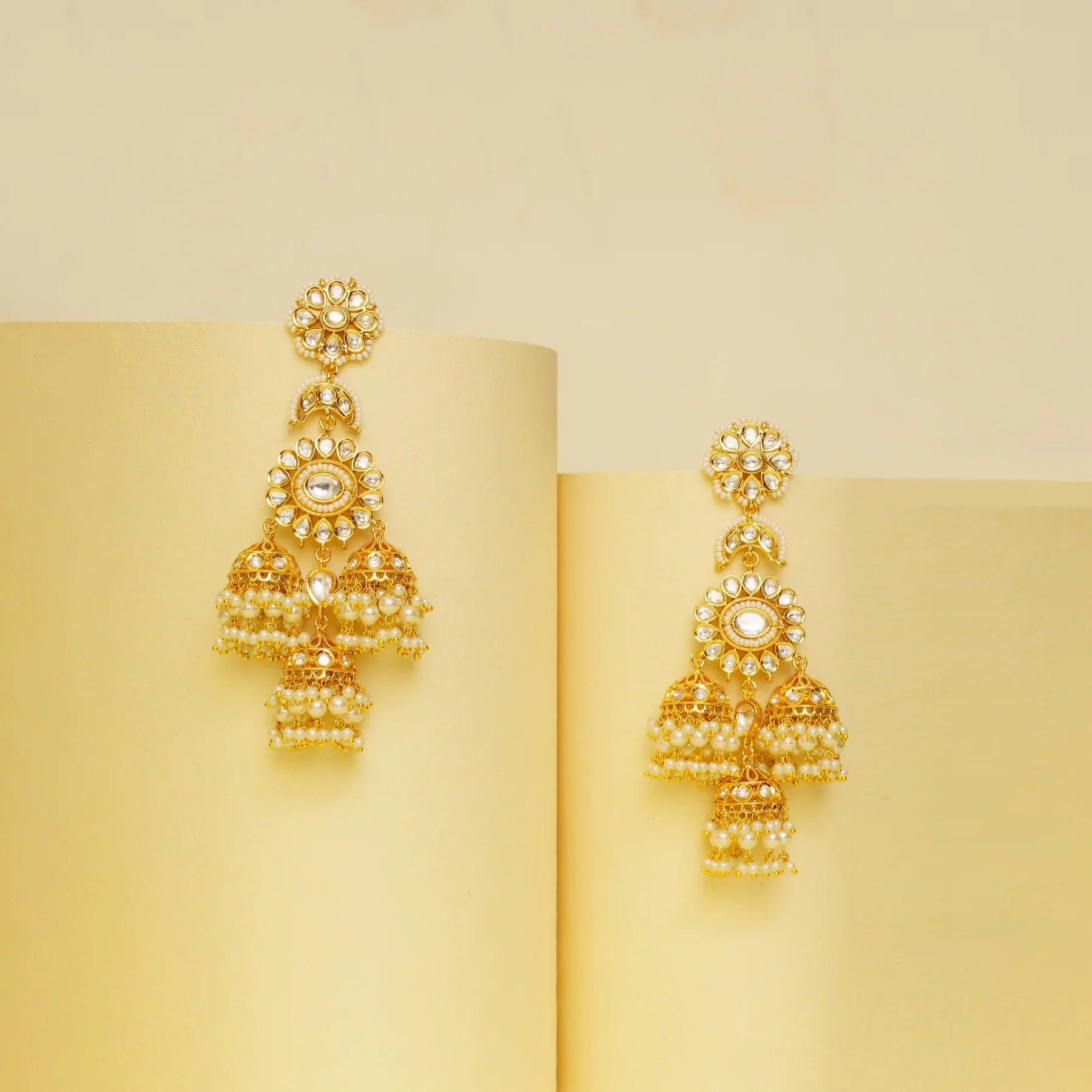 Kundan Pearl Earrings - Dyulokha