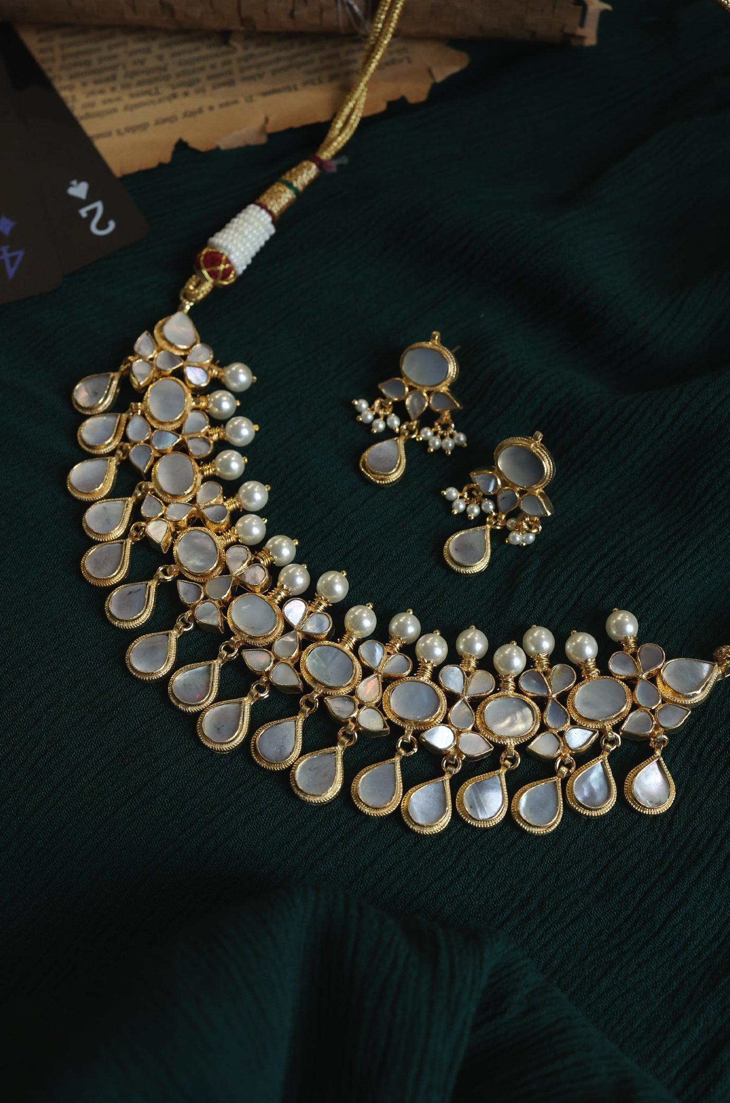 Mother of Pearl Splendor Set - Dyulokha