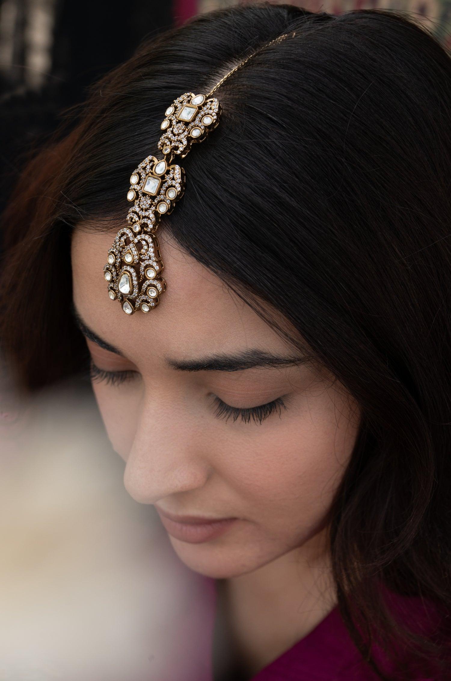 Dazzling Polki Maangtikka - Dyulokha