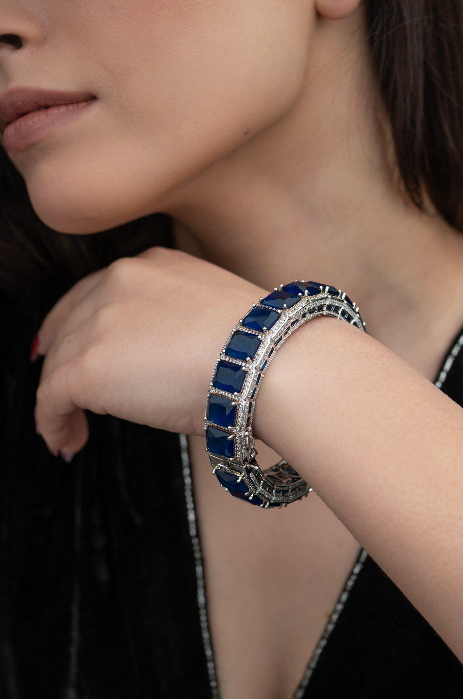 Victorian Blue Splendor Bangle - Dyulokha