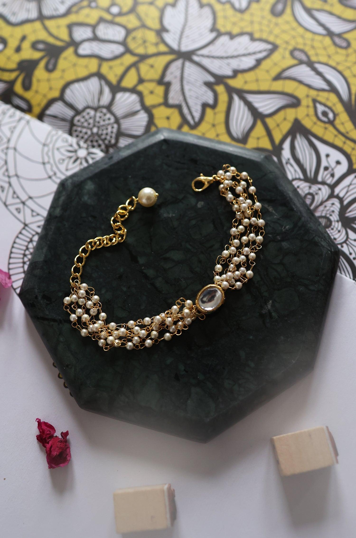 Kundan Radiance Bracelet - Dyulokha