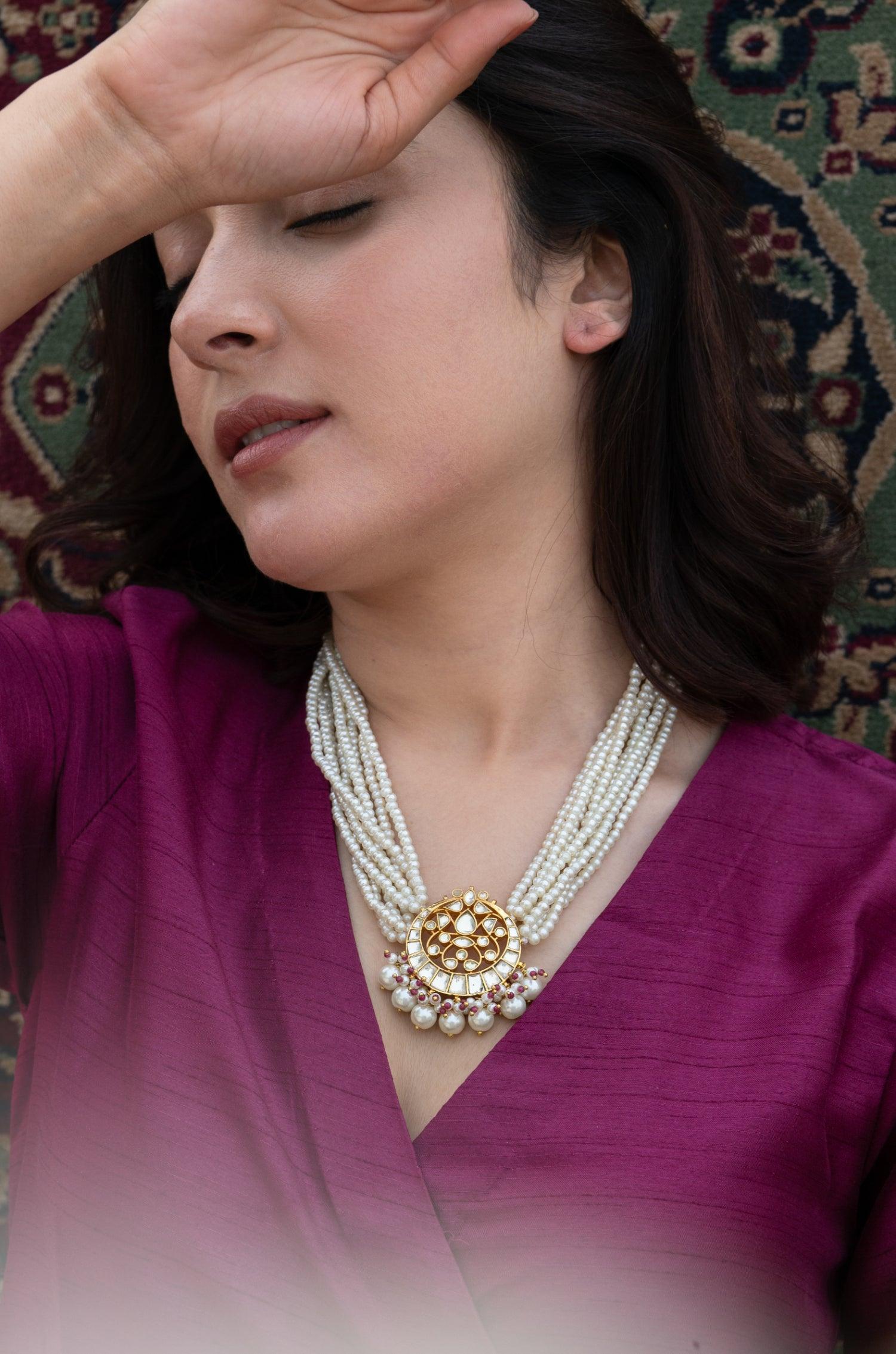Pearl Kundan Elegance Necklace - Dyulokha