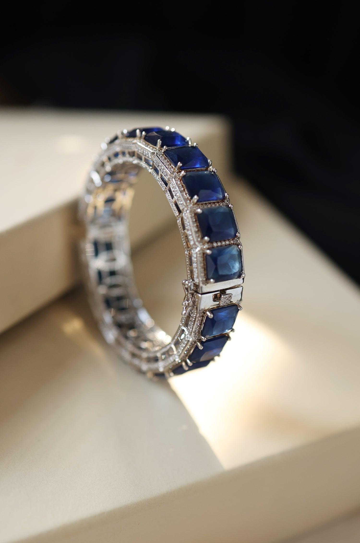 Victorian Blue Splendor Bangle - Dyulokha