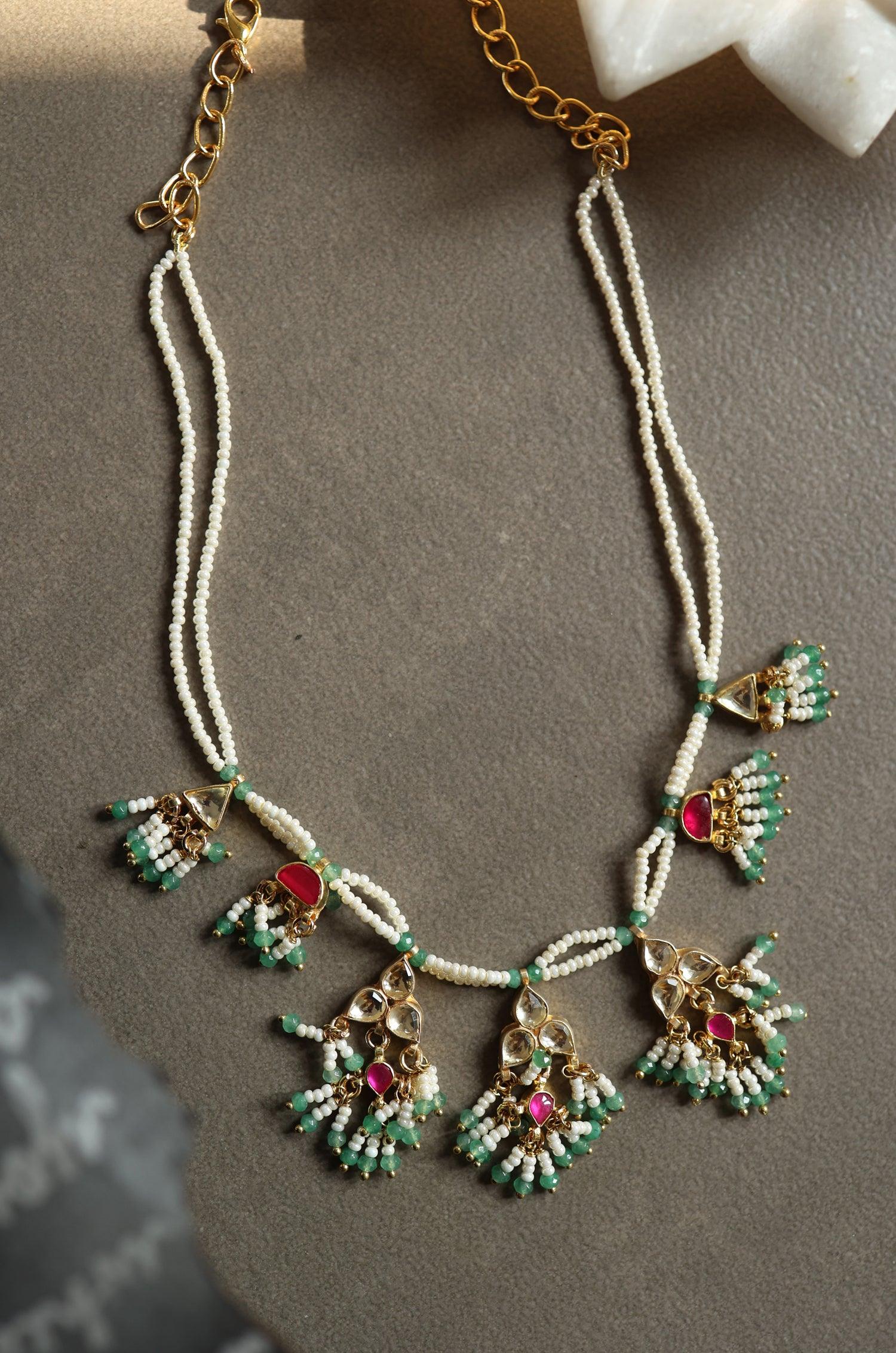 Minty Fresh Pearl Necklace - Dyulokha