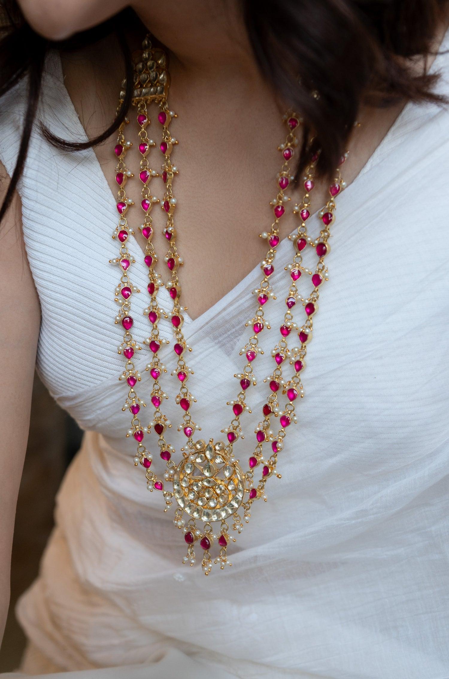 Scarlet Kundan Elegance Necklace - Dyulokha