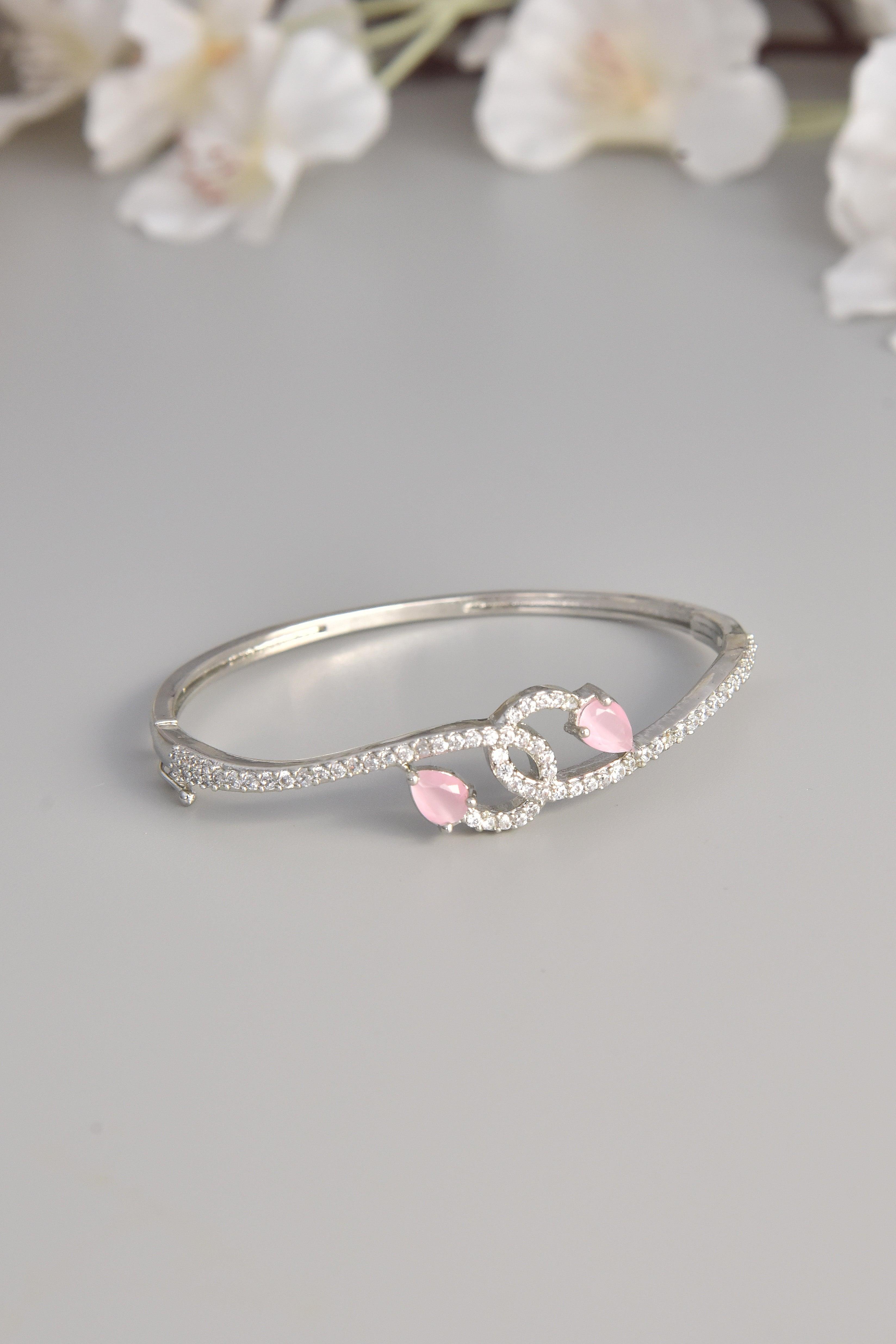 Rose Petal Gleam Bracelet - Dyulokha