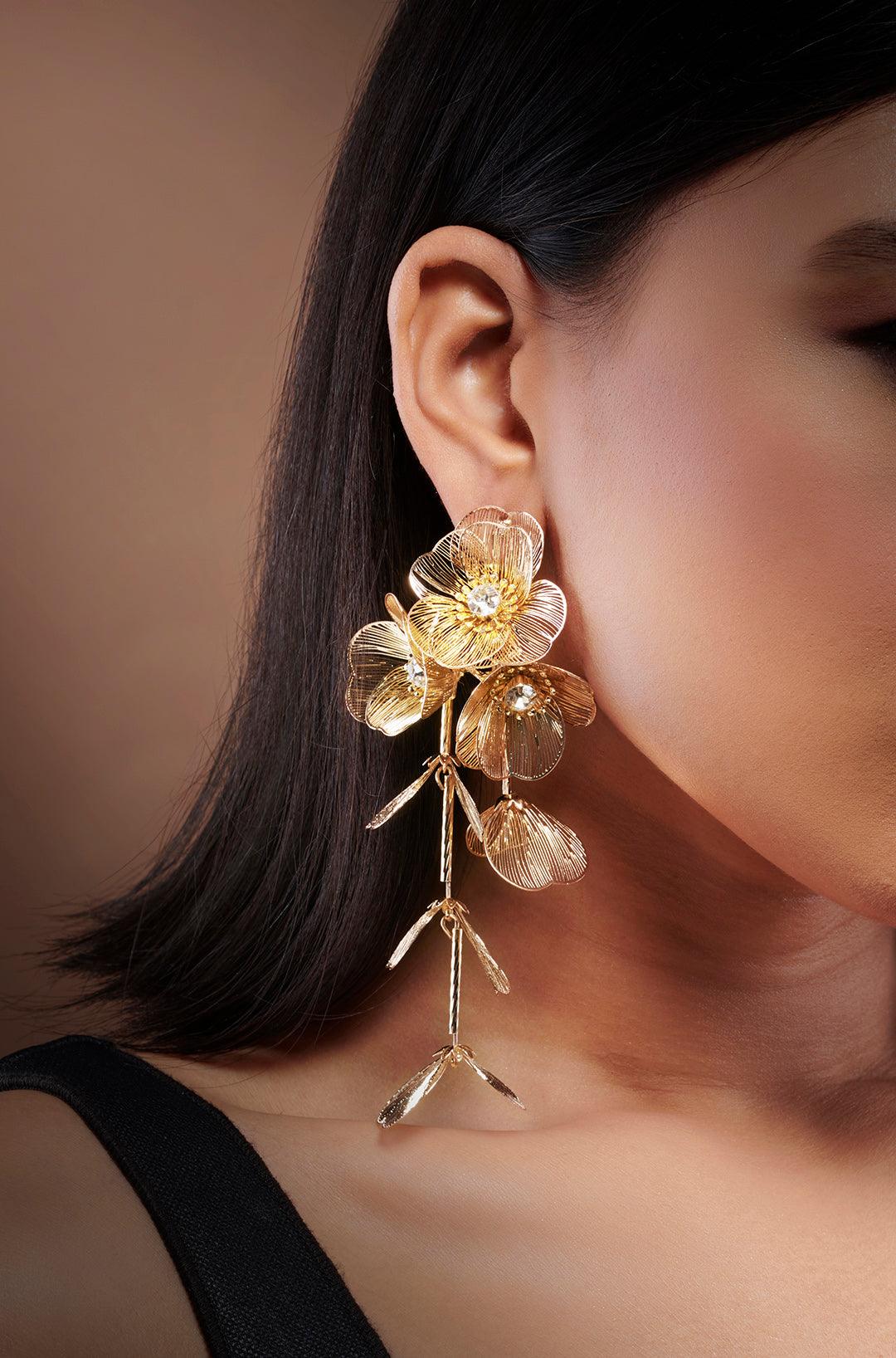 Artisan Woven Floral Filigree Earrings - Dyulokha