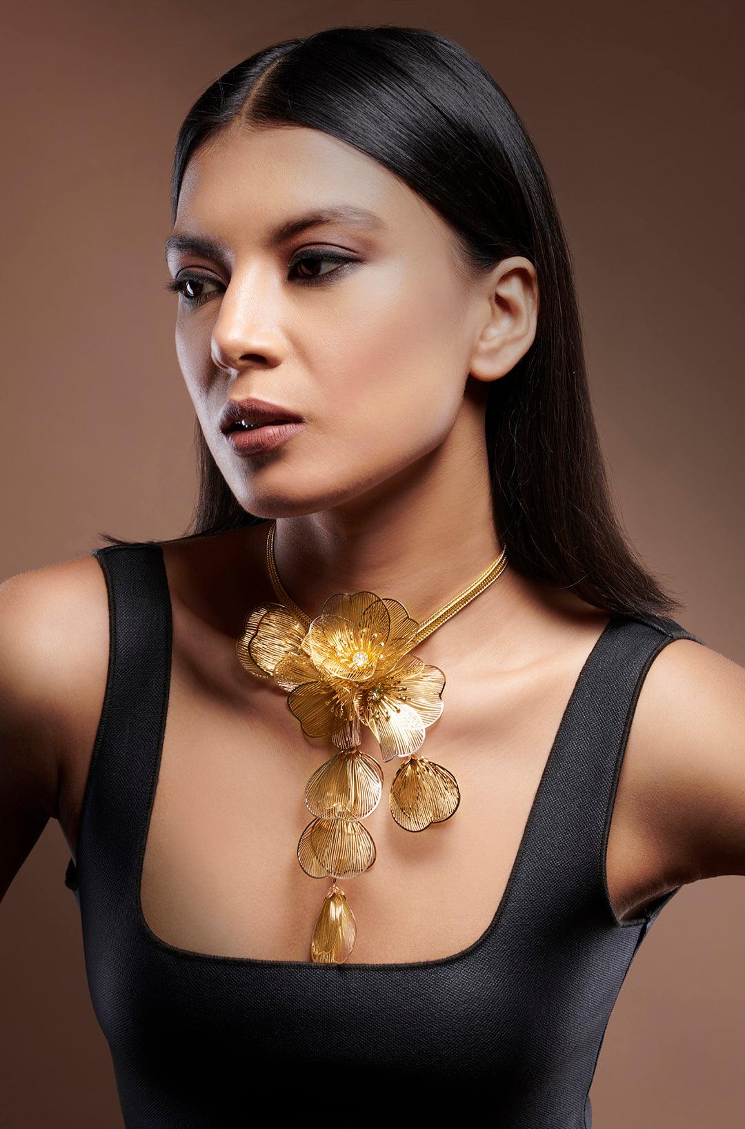 Timeless Beauty Floral Filigree Necklace - Dyulokha