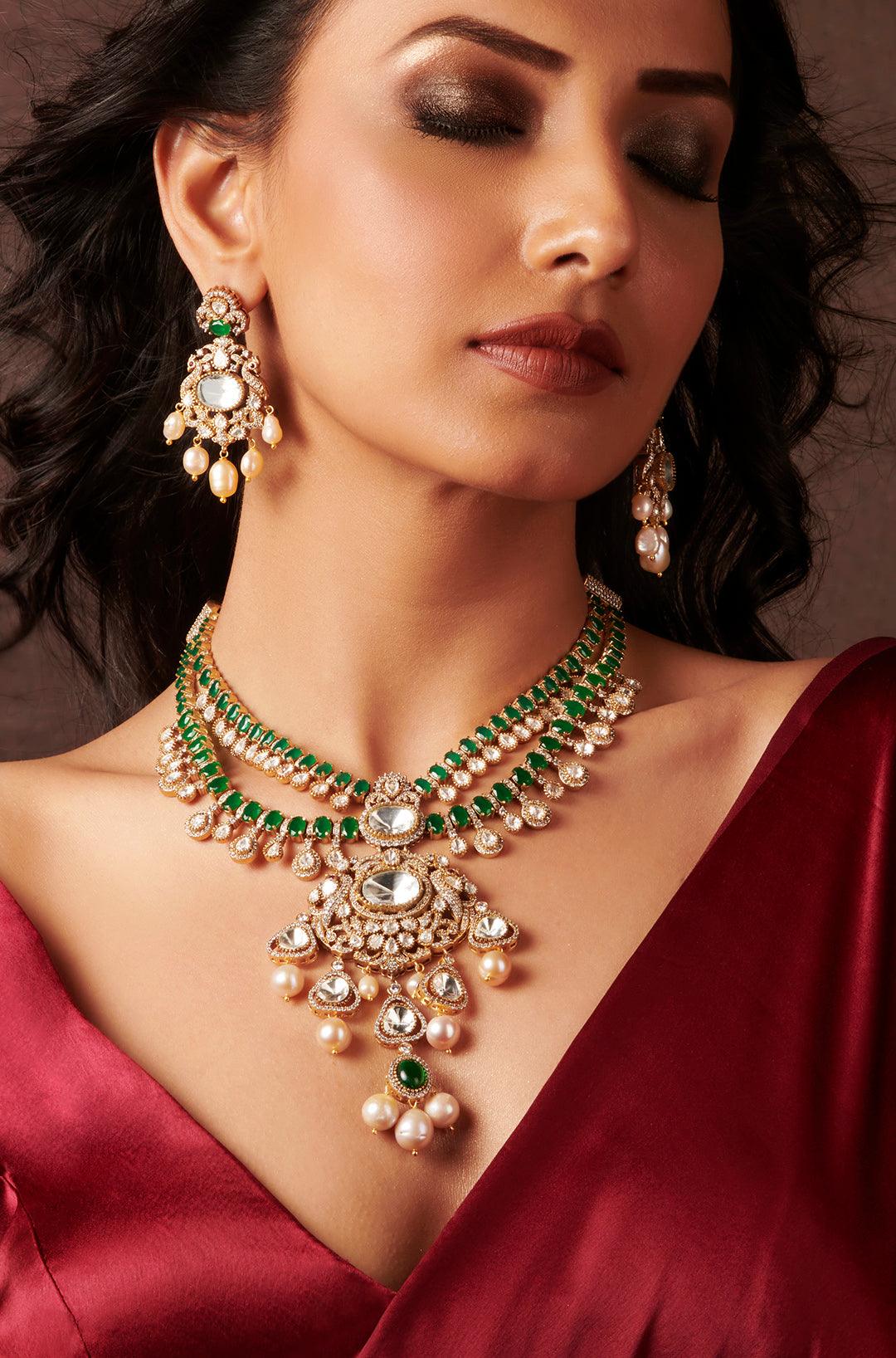 Glamorous Greens Emerald Necklace Set - Dyulokha