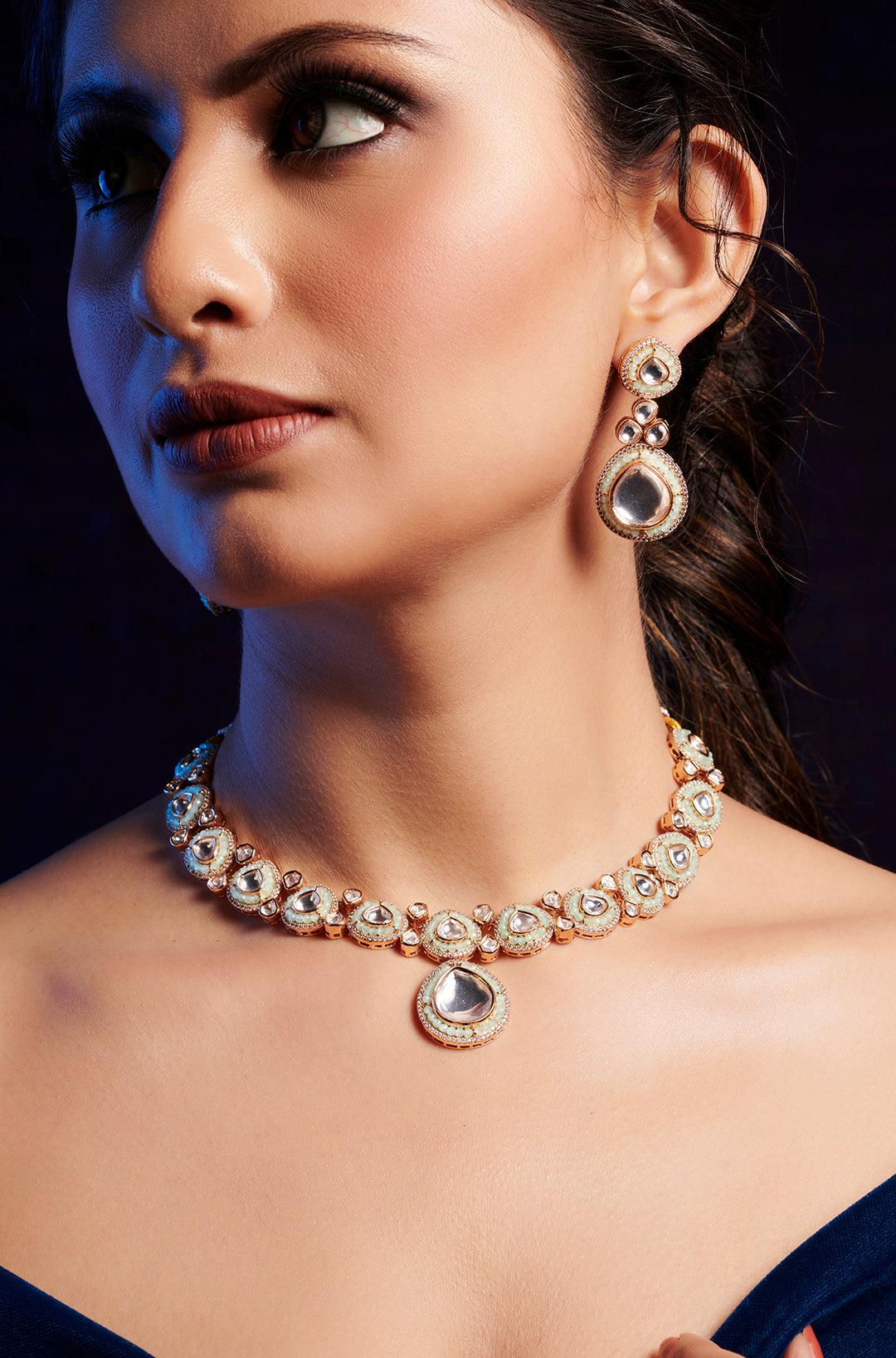 Kundan Mint Elegance Necklace Set - Dyulokha