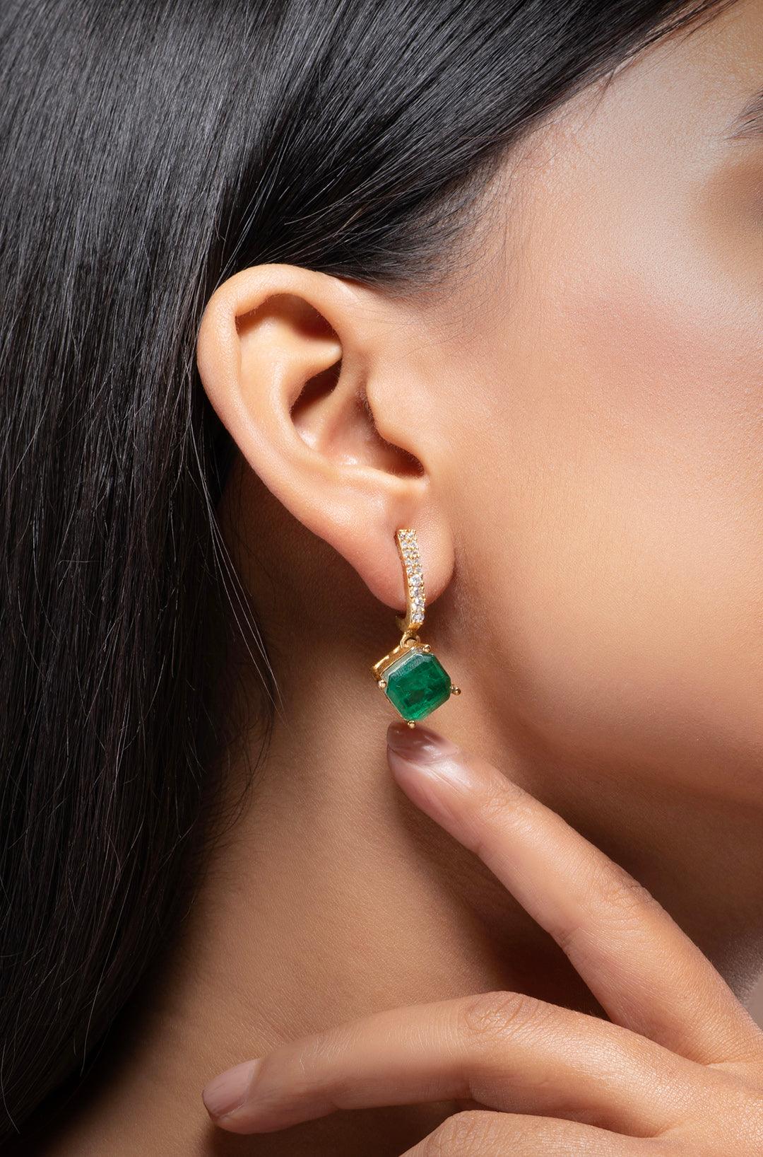 Victorian Green Elegance Earrings - Dyulokha