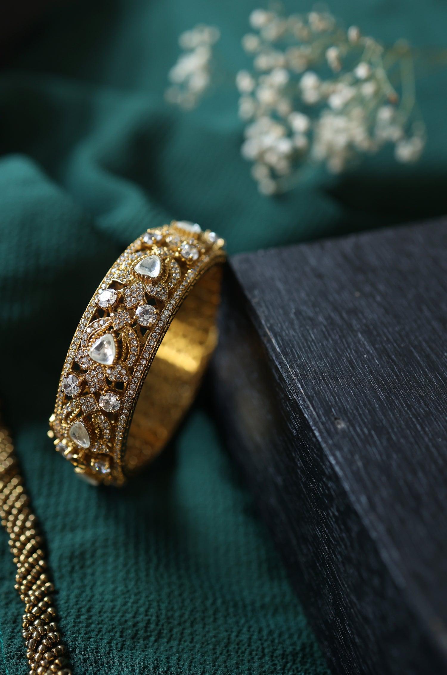 Polki Splendor Bangle - Dyulokha