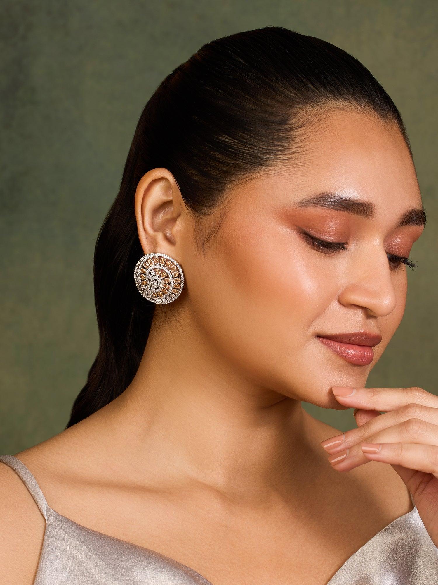 Glisten Curves Swirly CZ Stud Earrings - Dyulokha