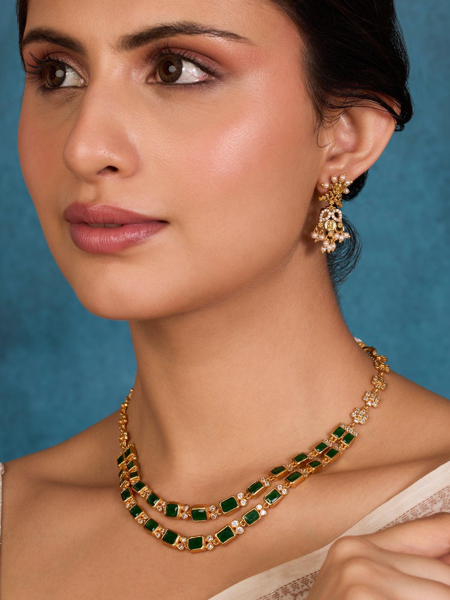 Rich Elegance Emerald Necklace Set - Dyulokha