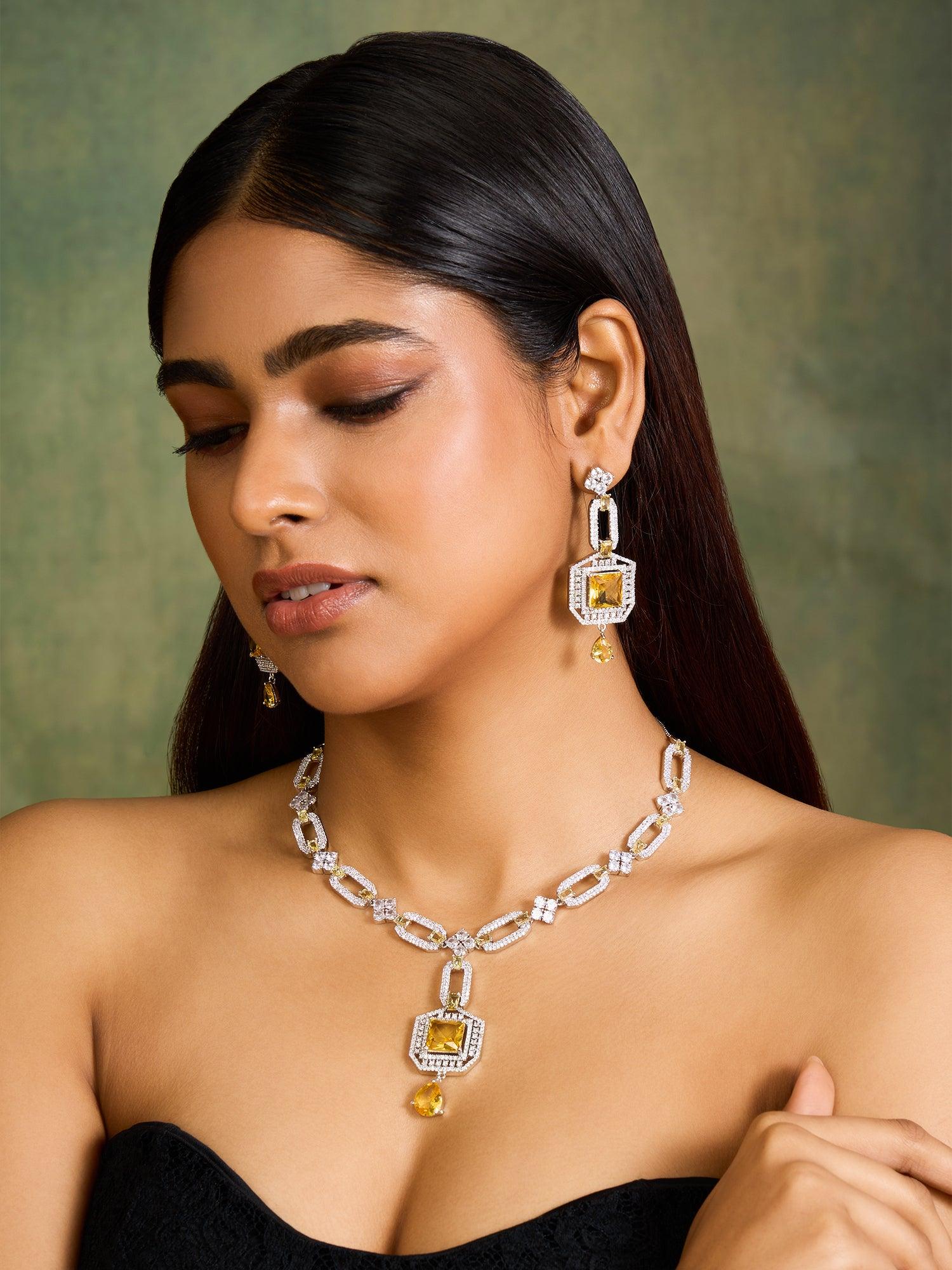 Sunrise Symphony Diamond Necklace Set - Dyulokha