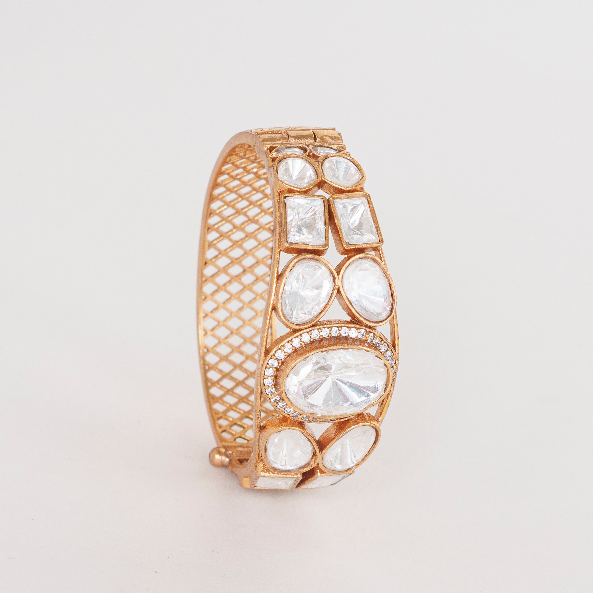 Gold Polki Brass Bangle – Screw Closure