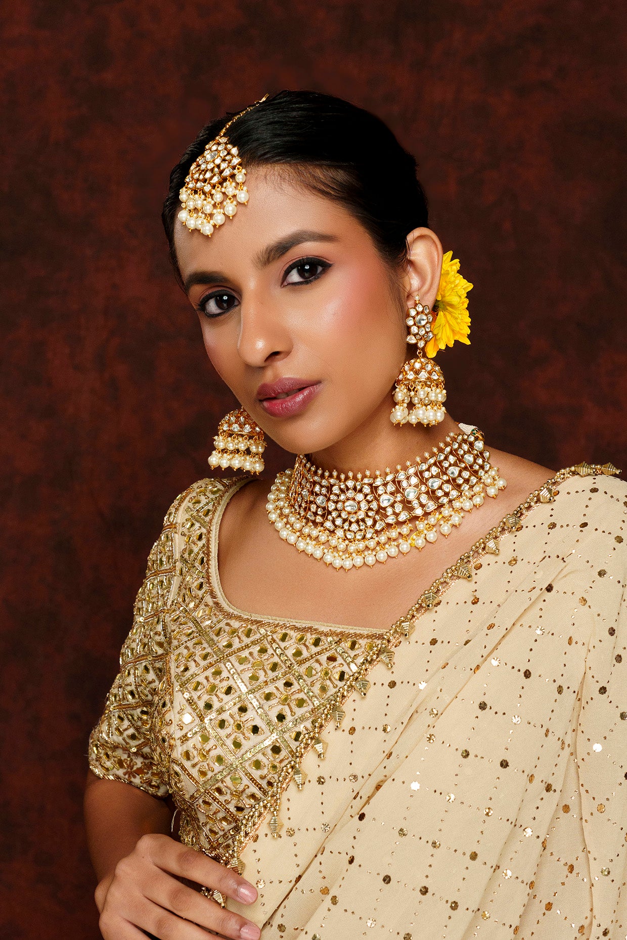Royal Gold Choker with White Kundan and Pearls