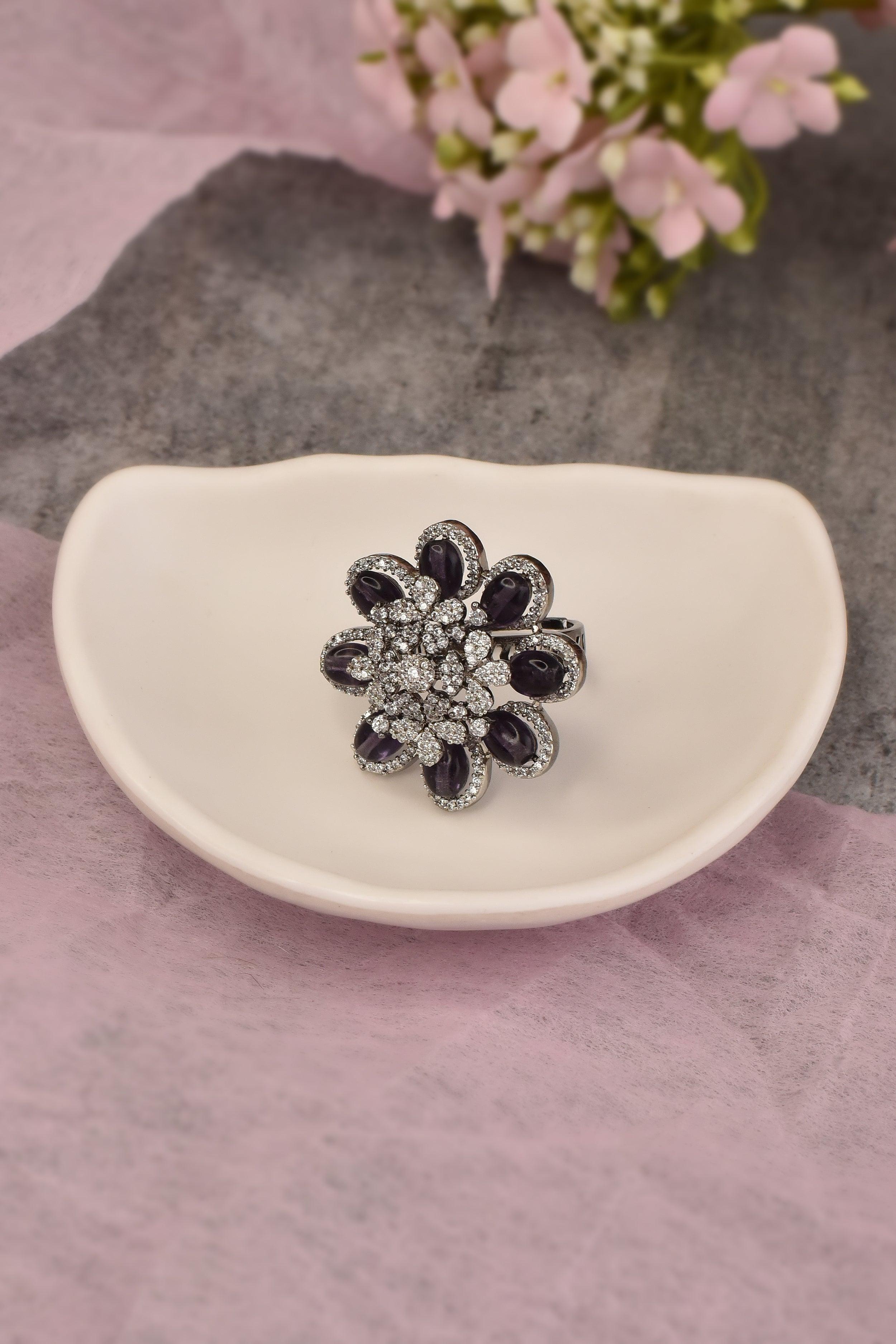Royal Amethyst Zirconia Ring - Dyulokha