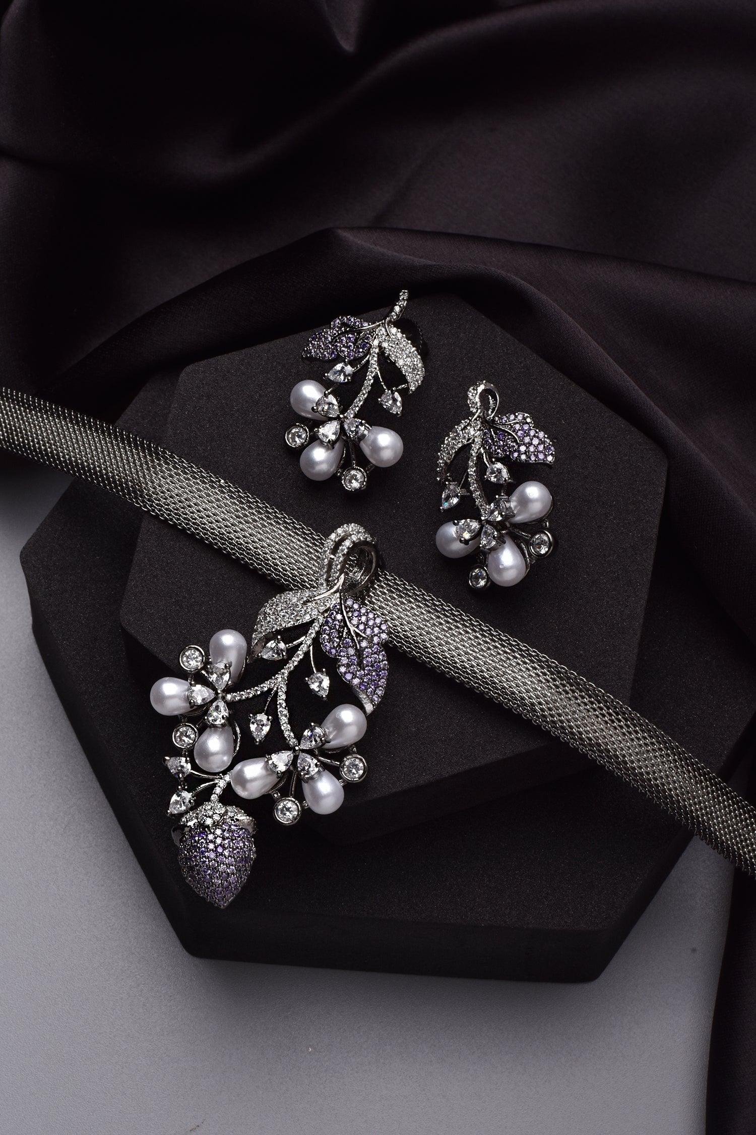 Regal Amethyst Zirconia Necklace Set - Dyulokha