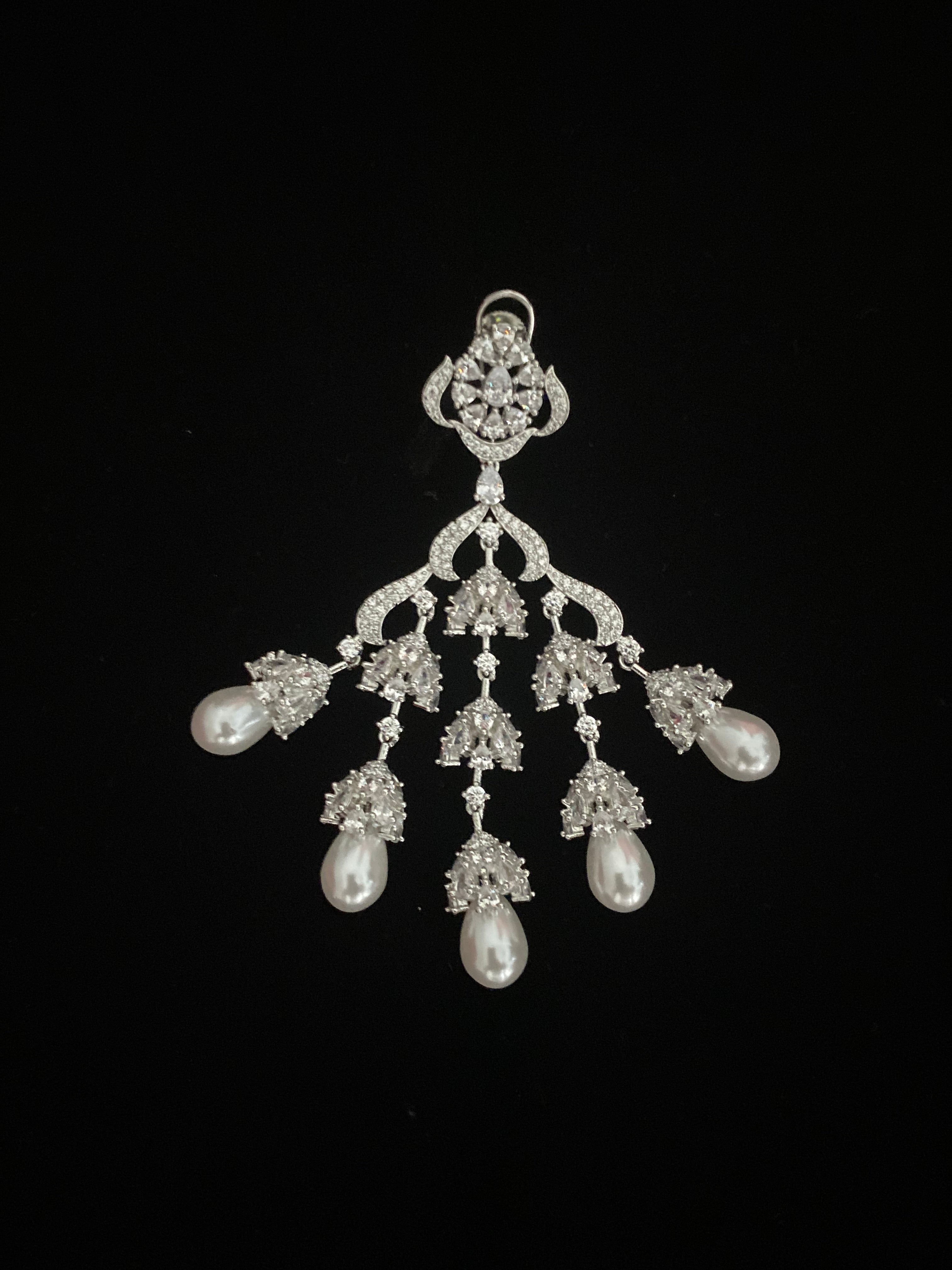 Ravishing Sparkle Diamond Danglers - Dyulokha