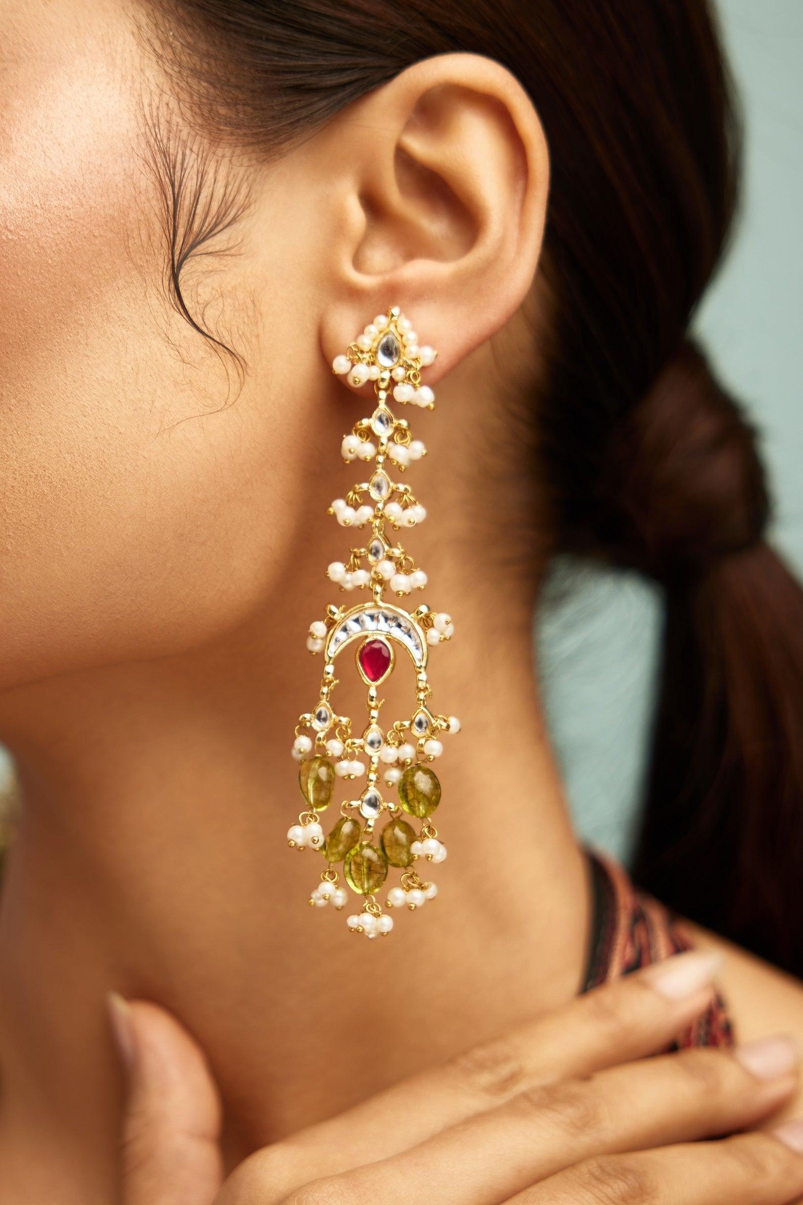 Peridot drops and Pearls Earrings - Dyulokha
