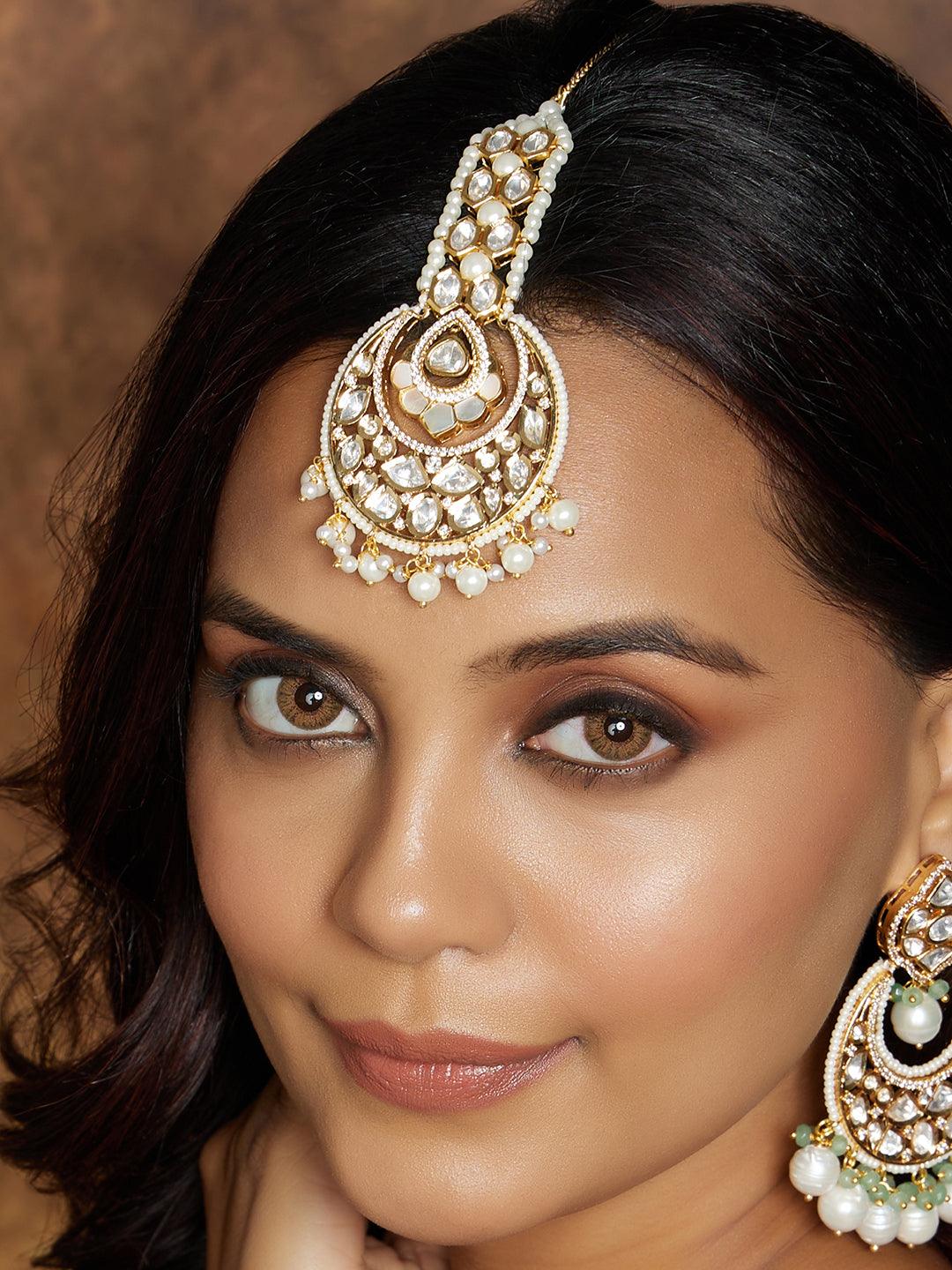 Glamorous Snowfall Maang Tikka - Dyulokha