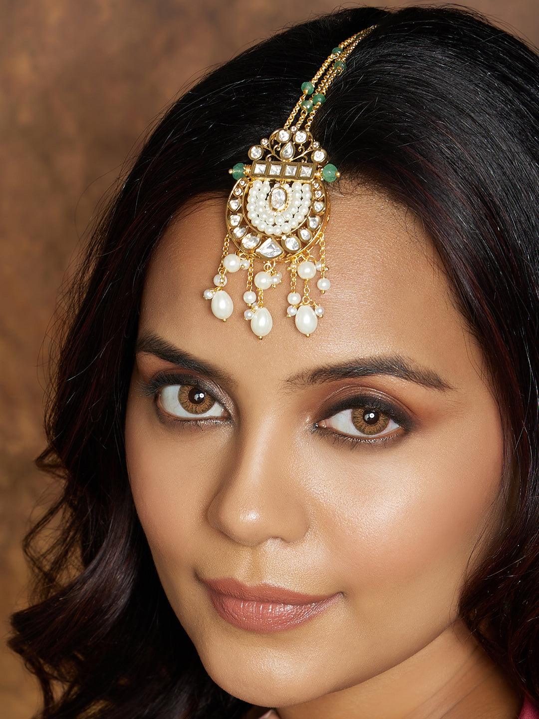 Chic Green Harmony Maang Tikka - Dyulokha