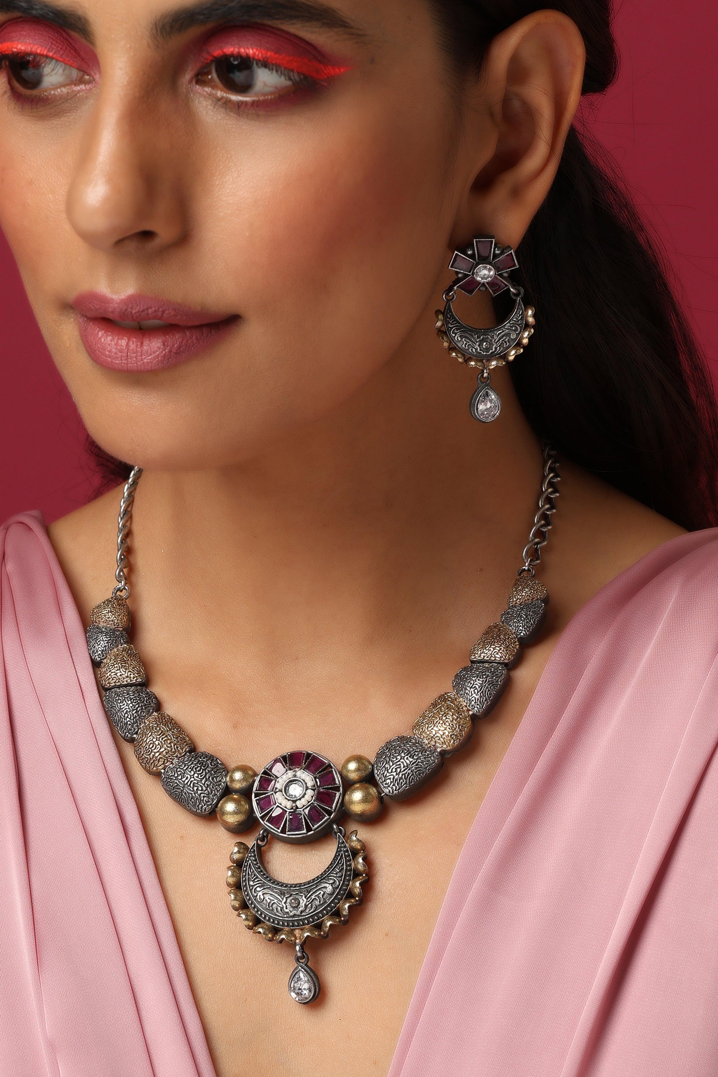 Amethyst Aura Rhodium Necklace Ensemble - Dyulokha