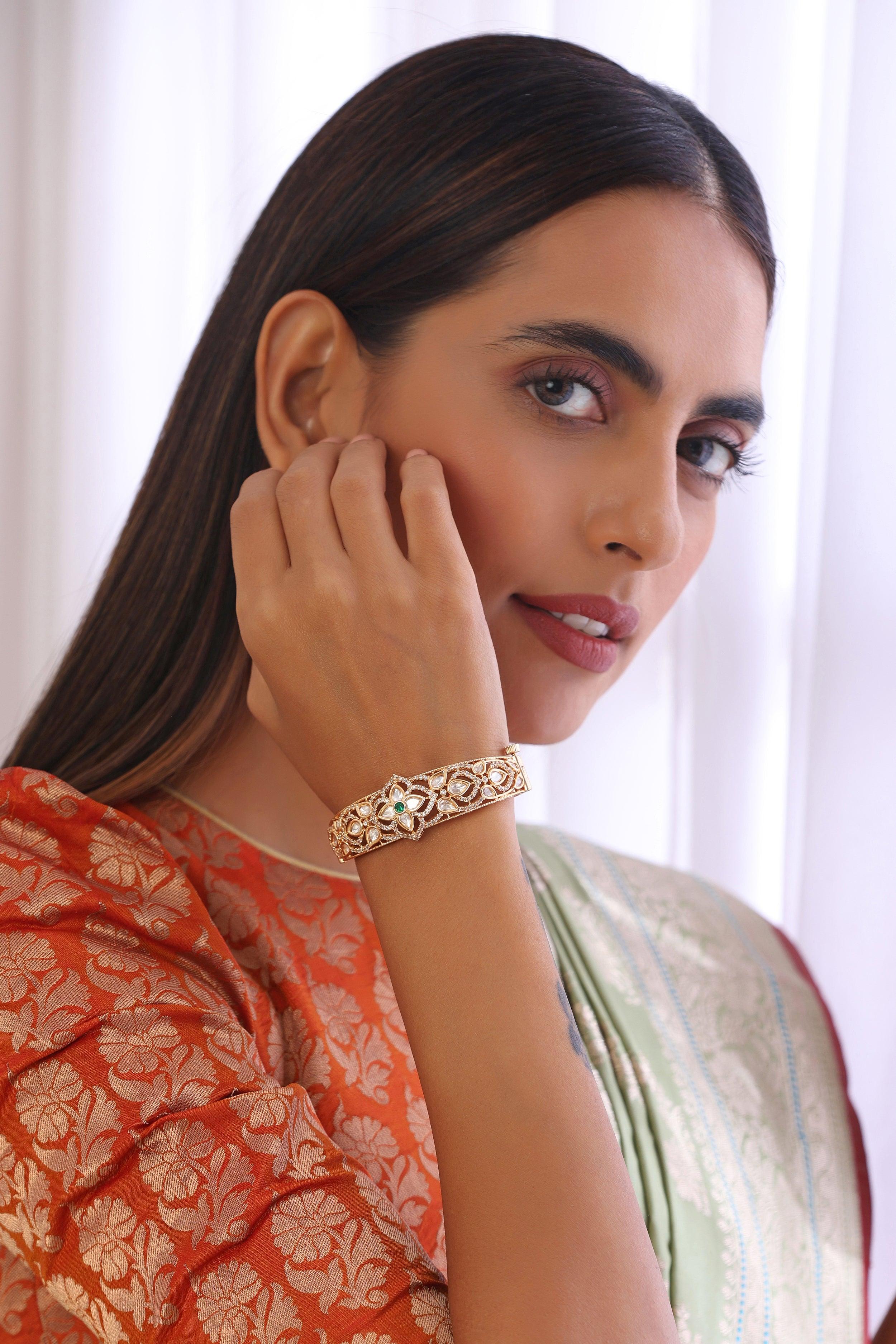 Emerald Glow Polki Bracelet - Dyulokha